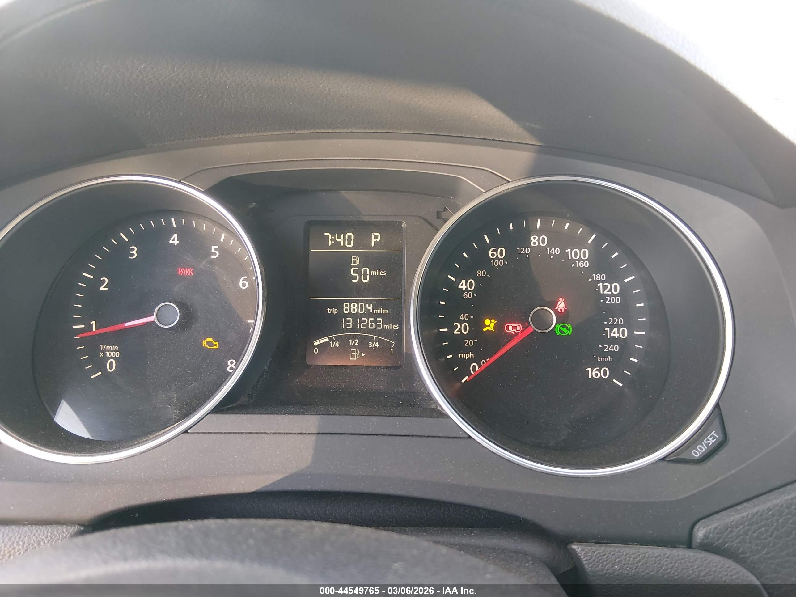 VOLKSWAGEN JETTA image 7