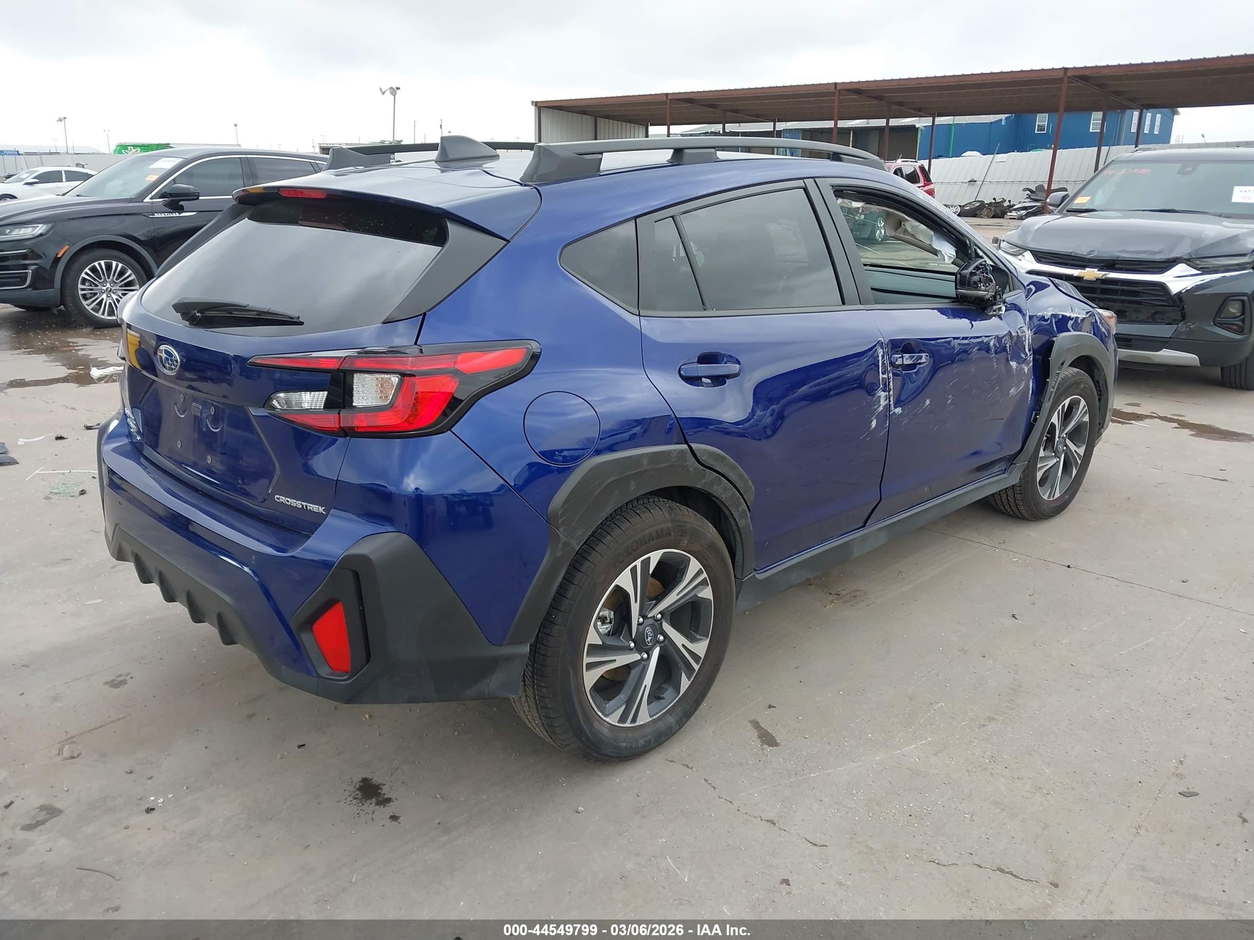 SUBARU CROSSTREK image 4