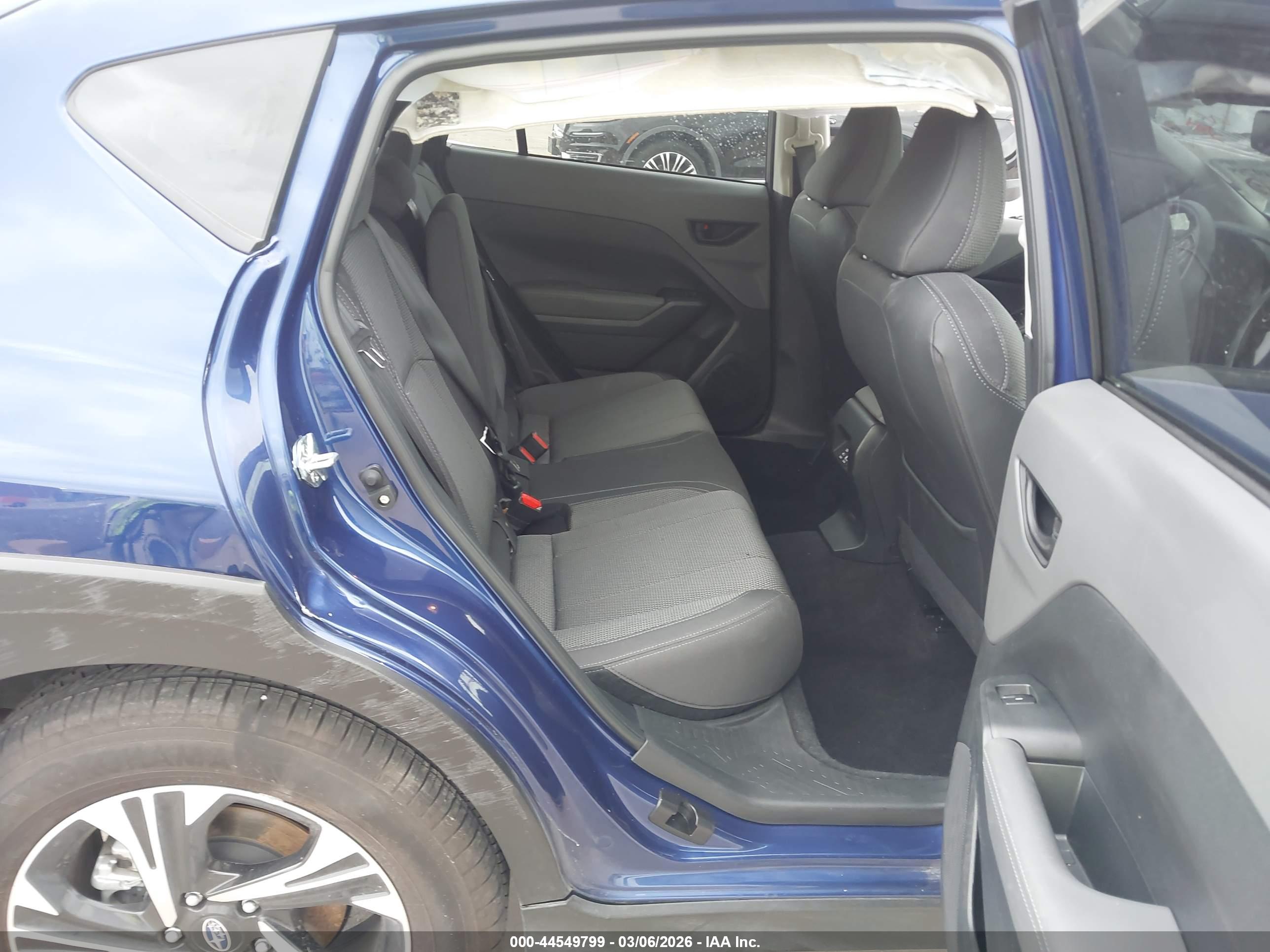 SUBARU CROSSTREK image 8