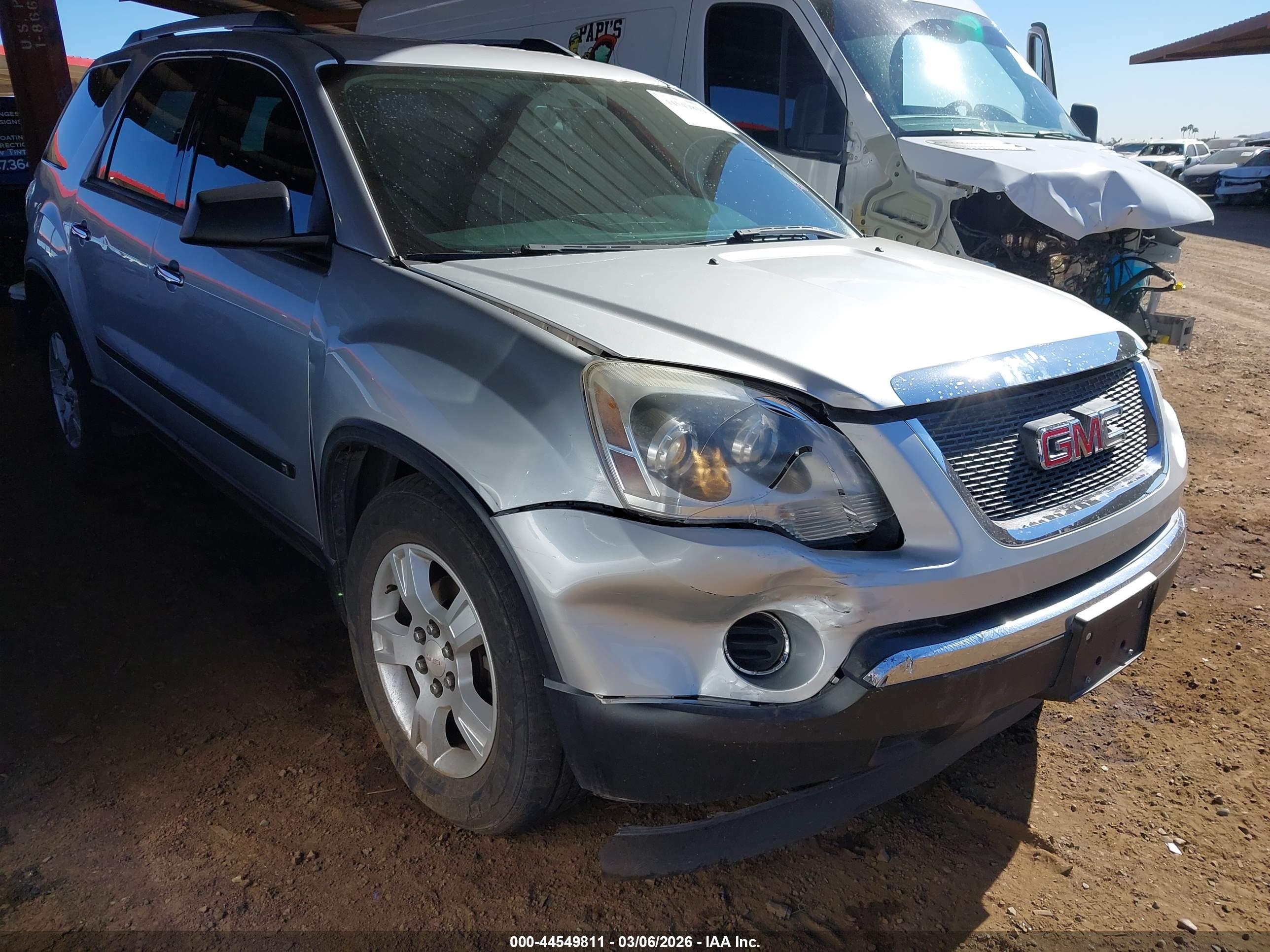 GMC ACADIA image 6