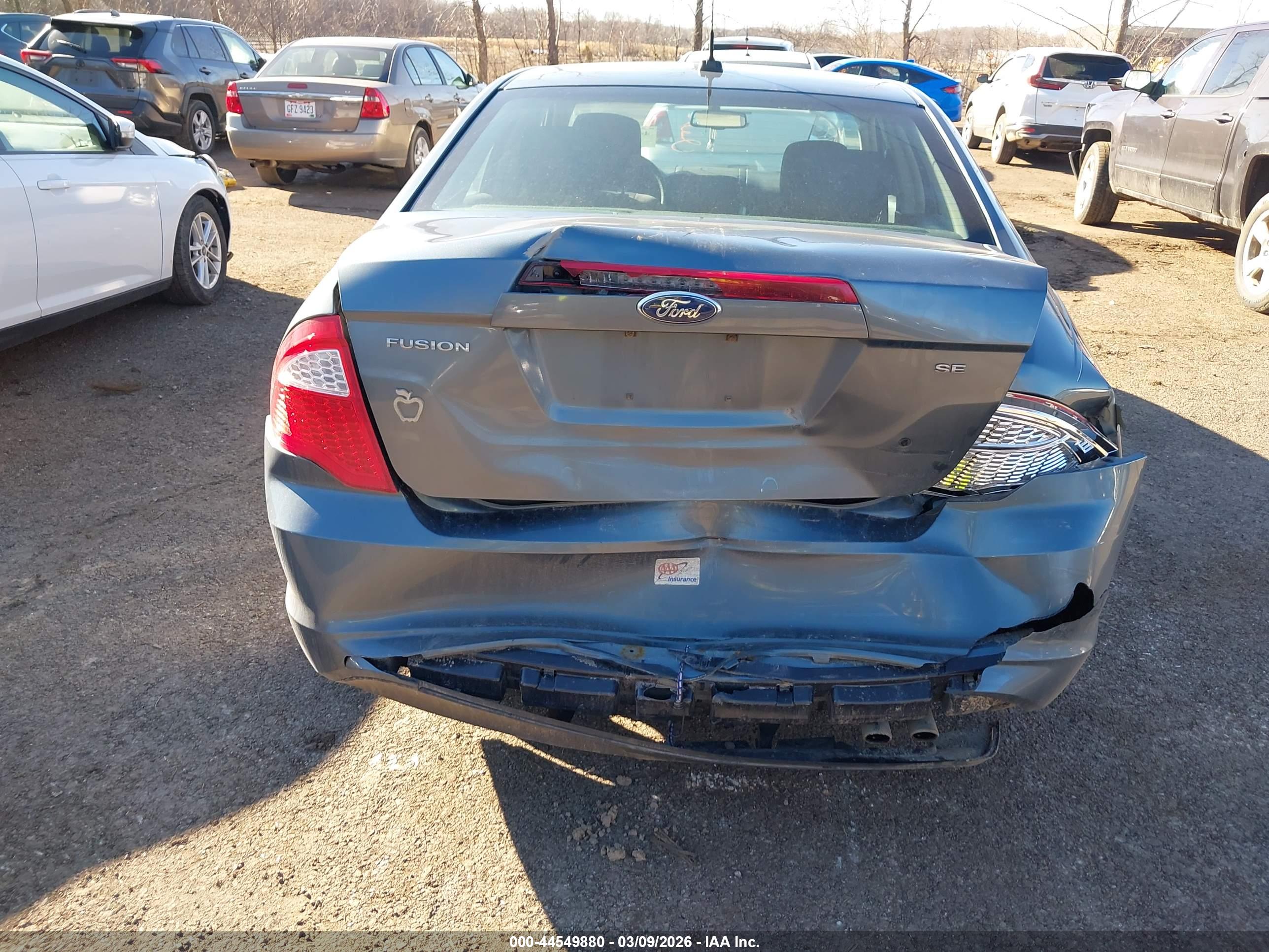 FORD FUSION image 6