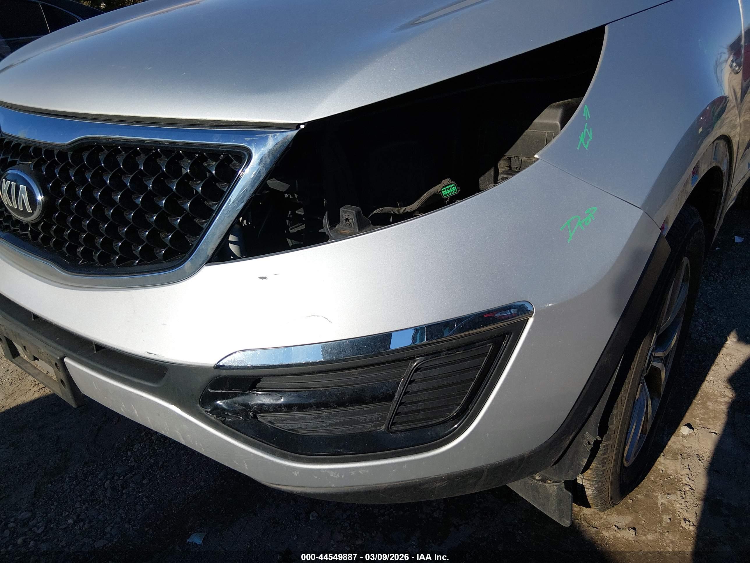 KIA SPORTAGE image 6