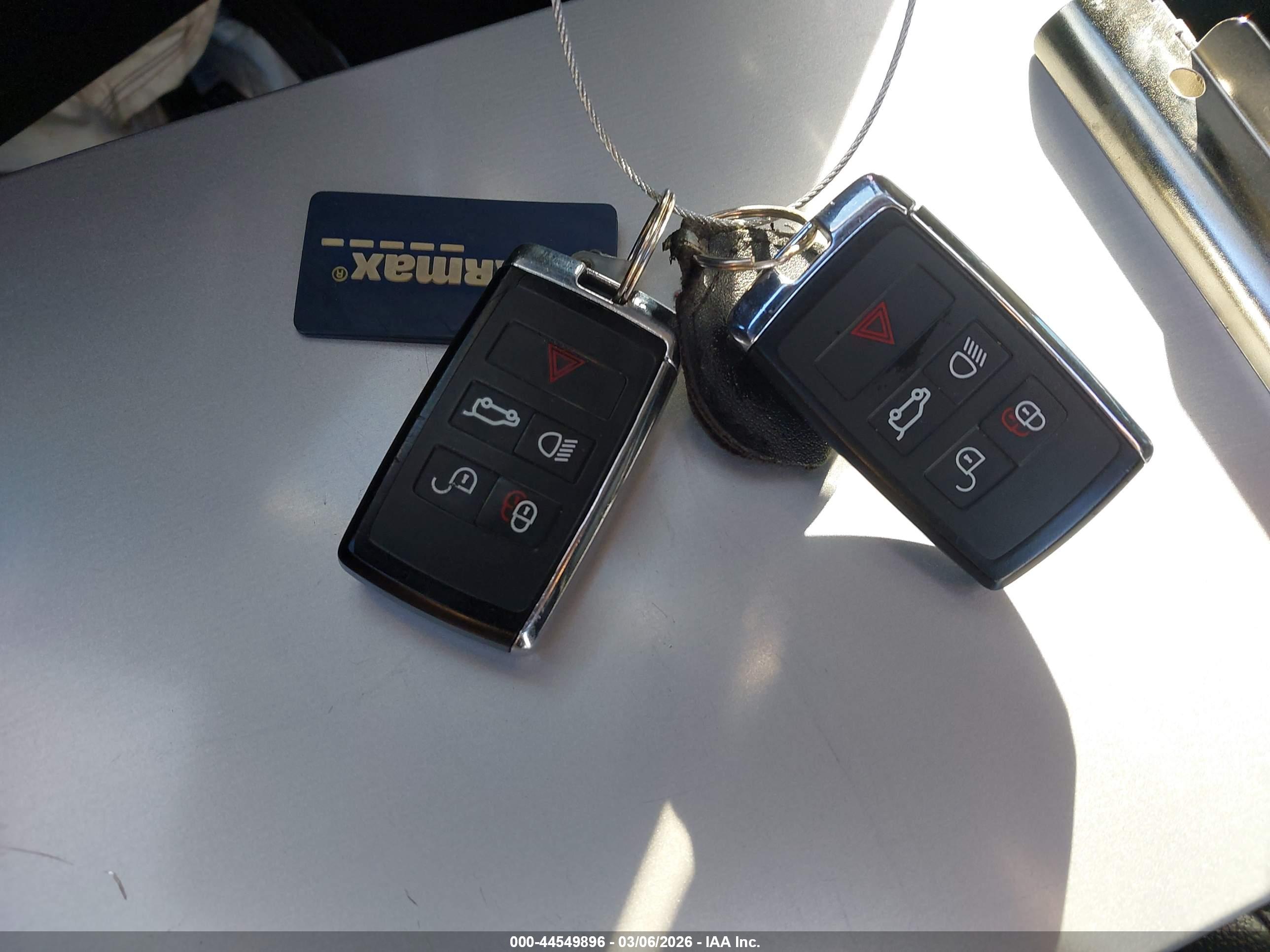 LAND ROVER image 11