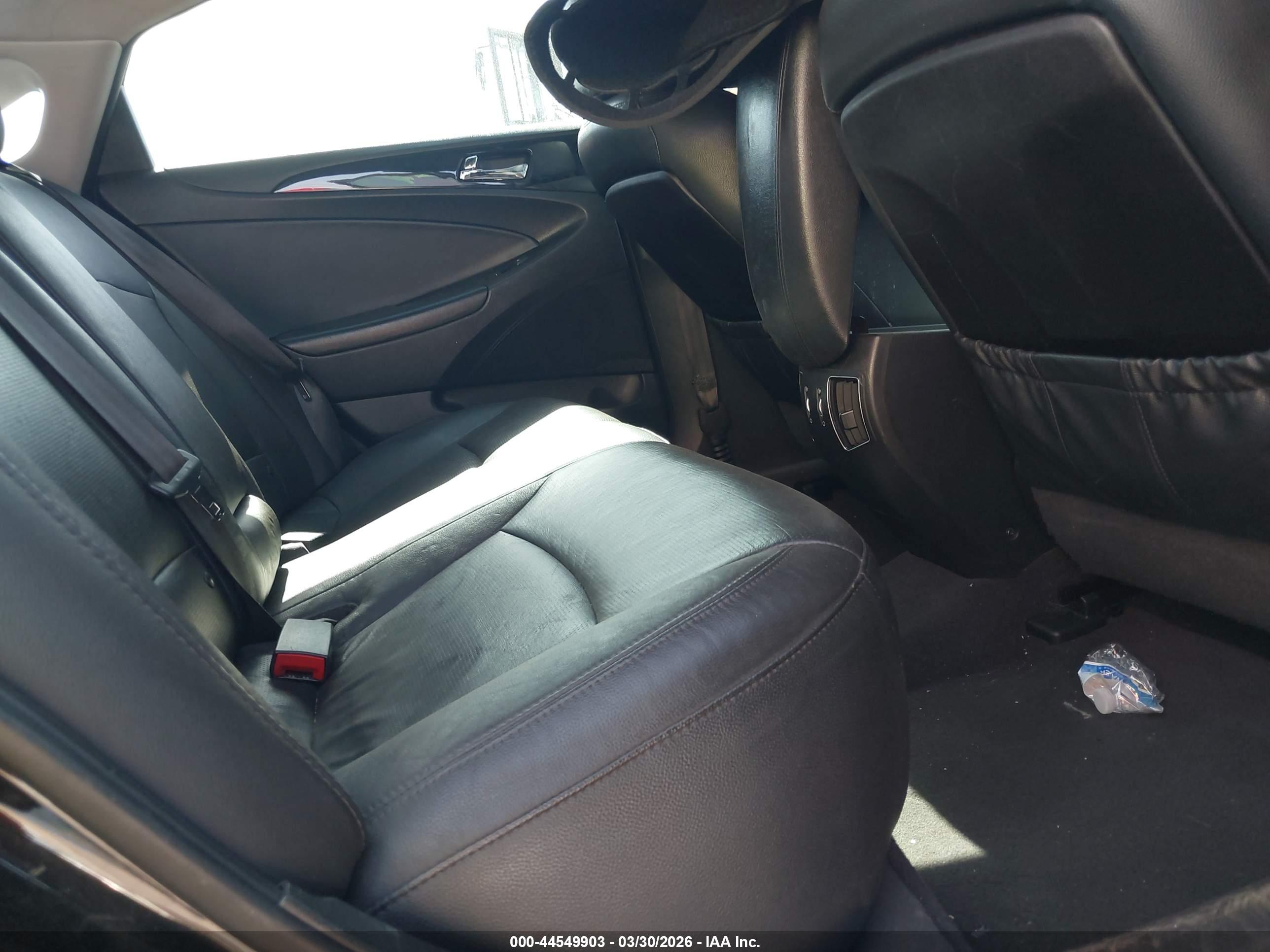 HYUNDAI SONATA image 8