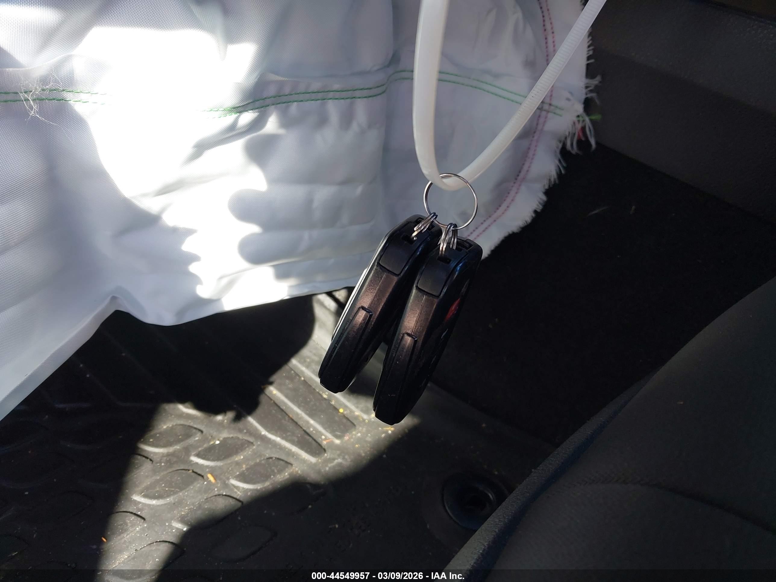 TOYOTA CAMRY image 11
