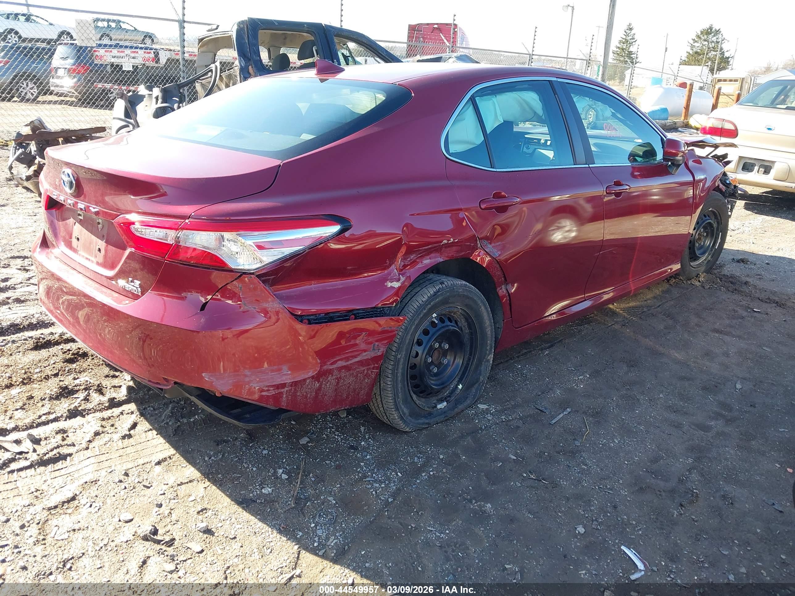 TOYOTA CAMRY image 4