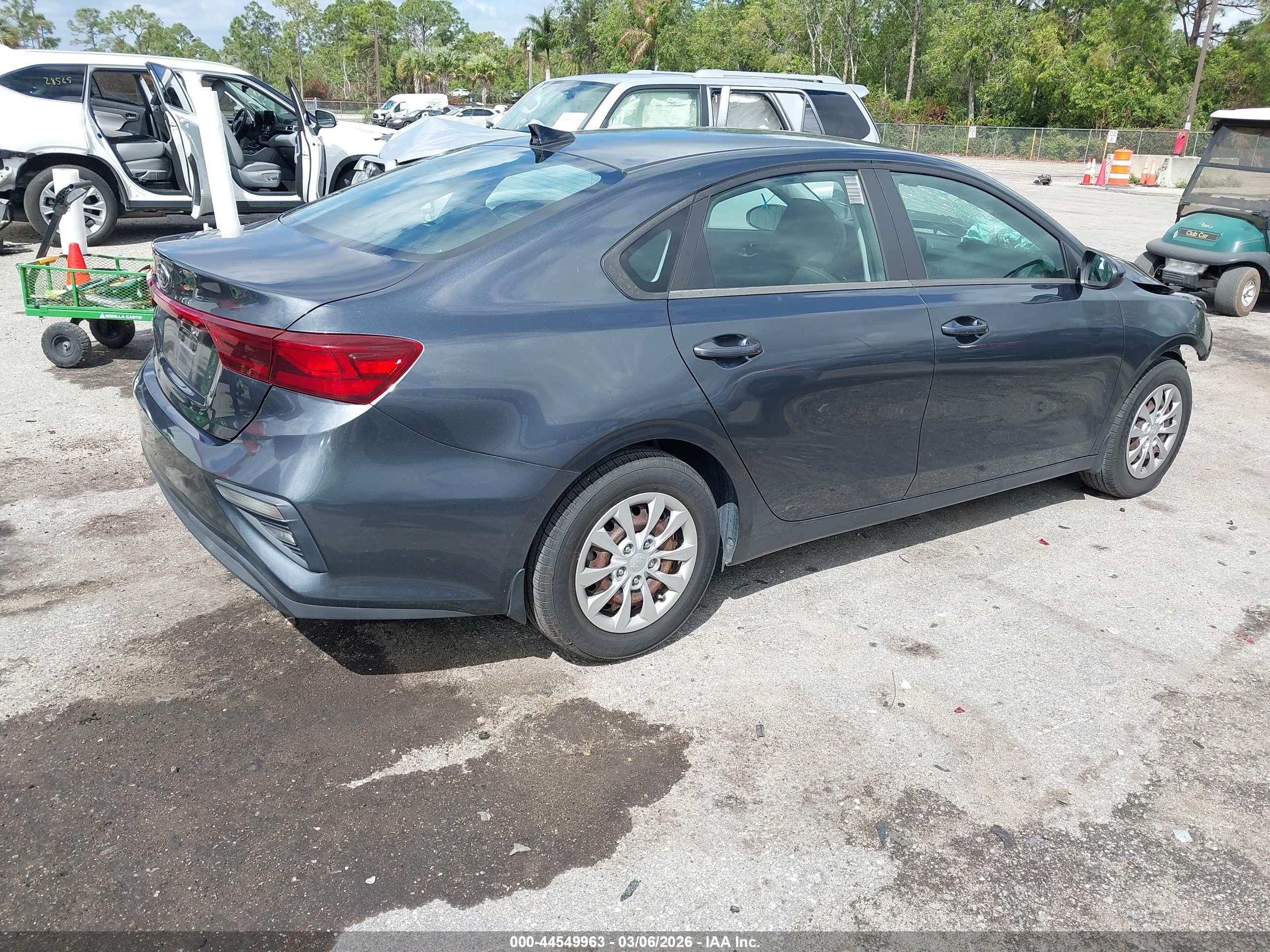 KIA FORTE image 4