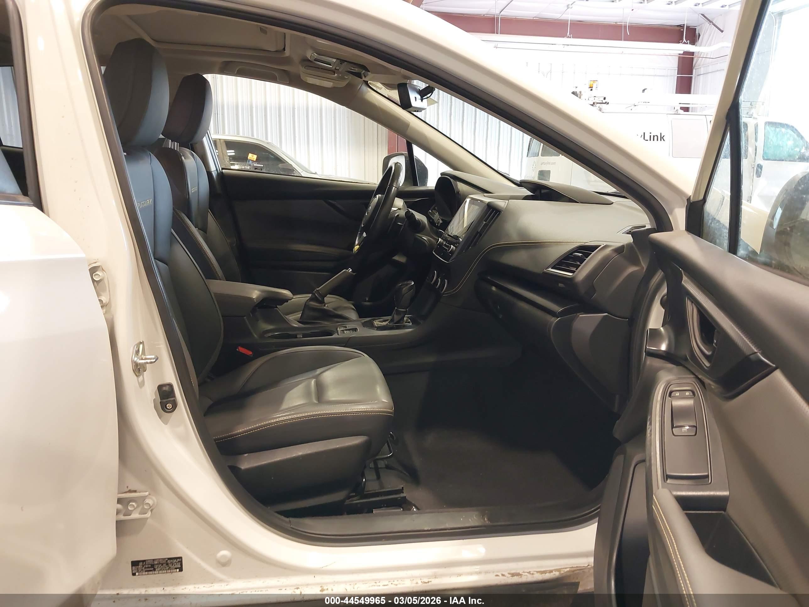SUBARU CROSSTREK image 5
