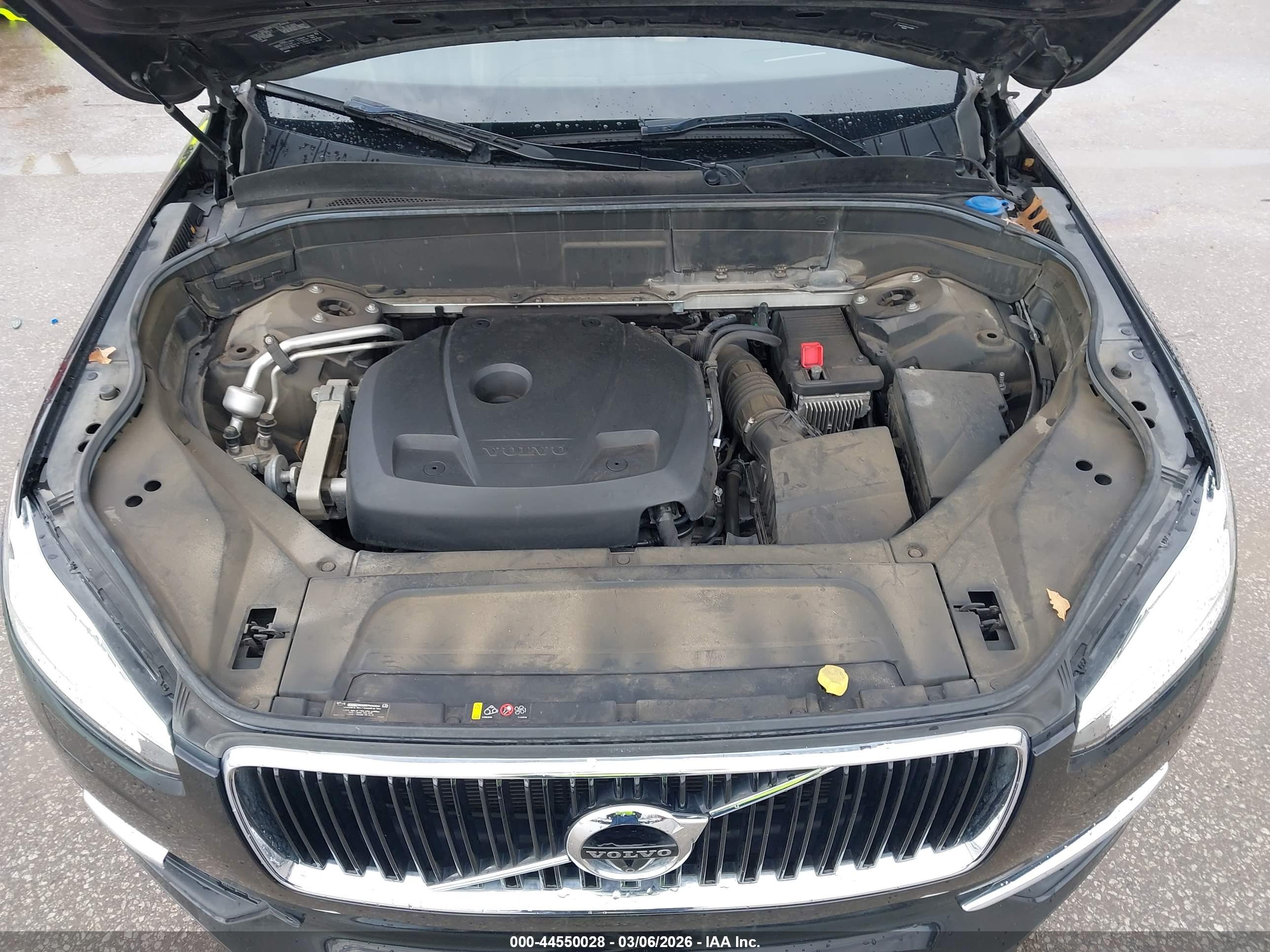 VOLVO XC90 image 10