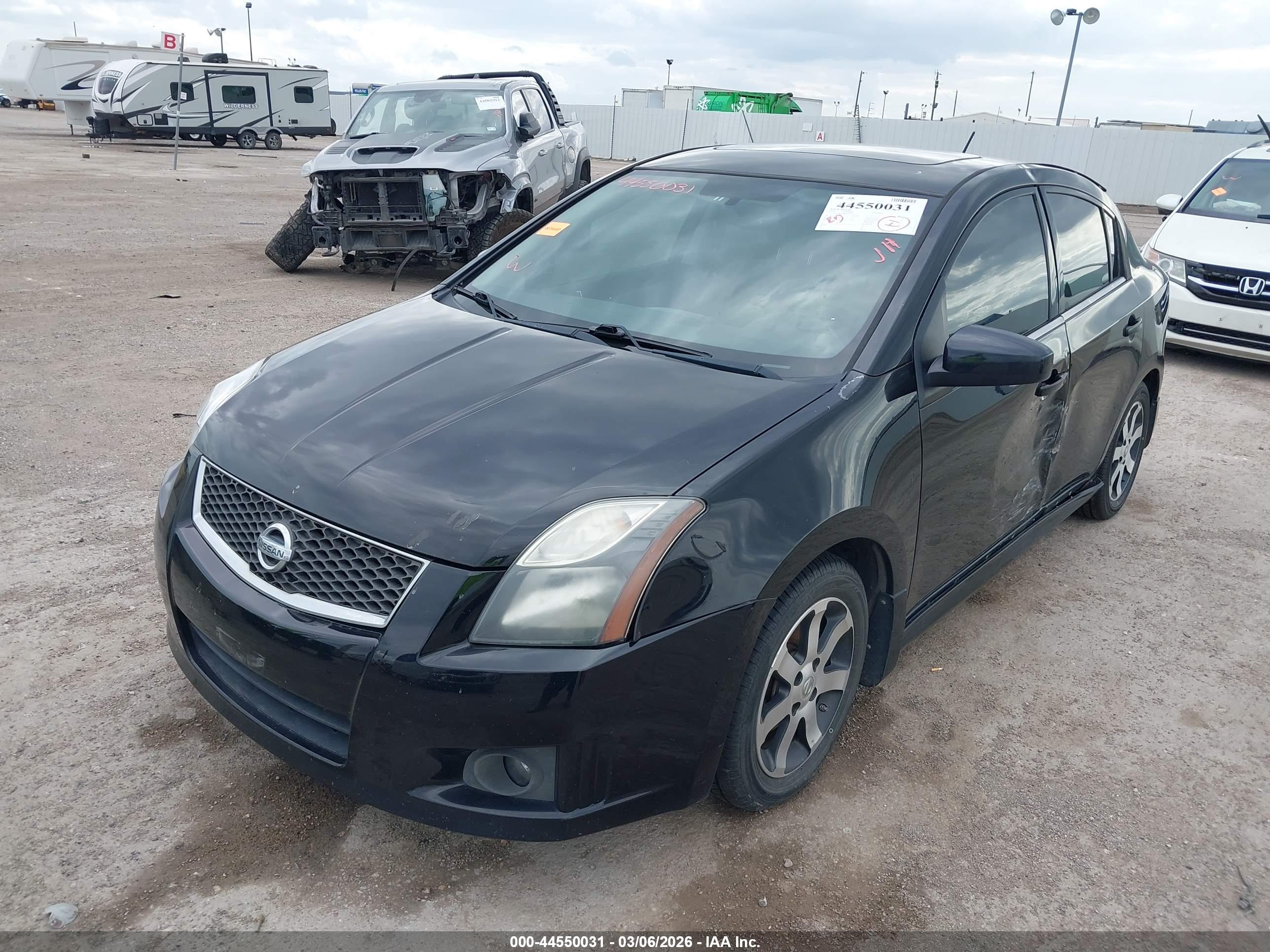 NISSAN SENTRA image 2