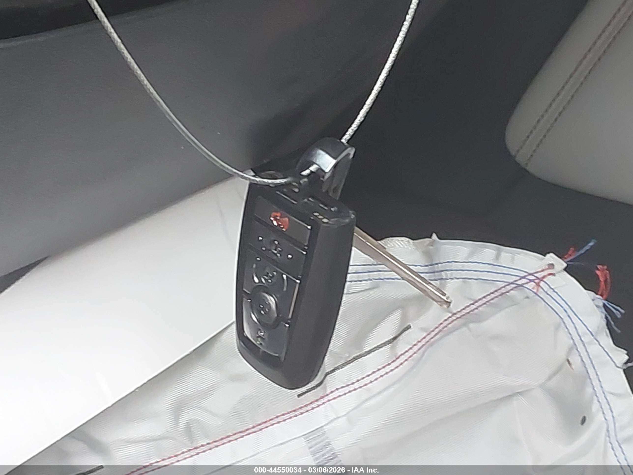FORD EXPLORER image 11