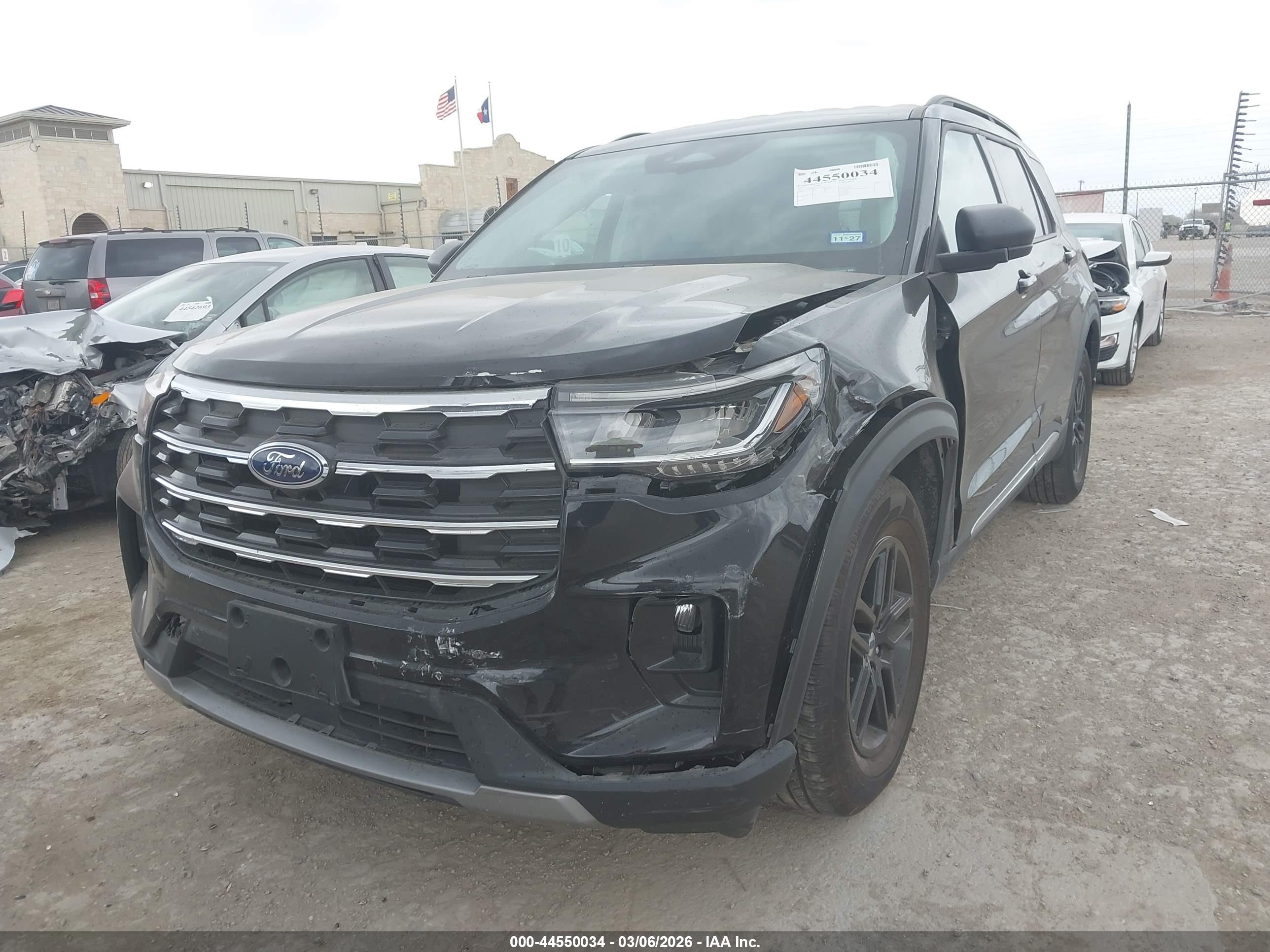 FORD EXPLORER image 6