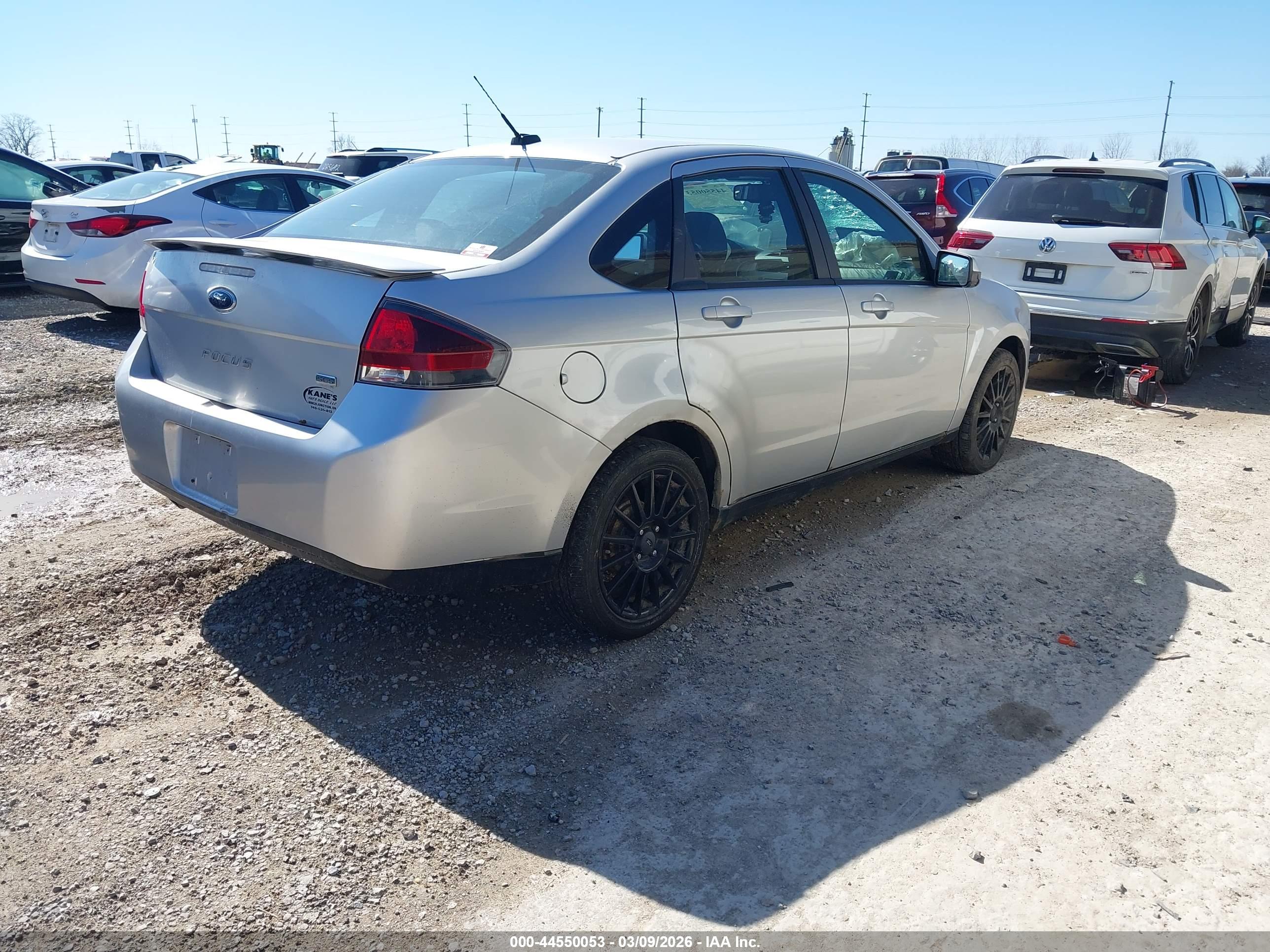 FORD FOCUS image 4