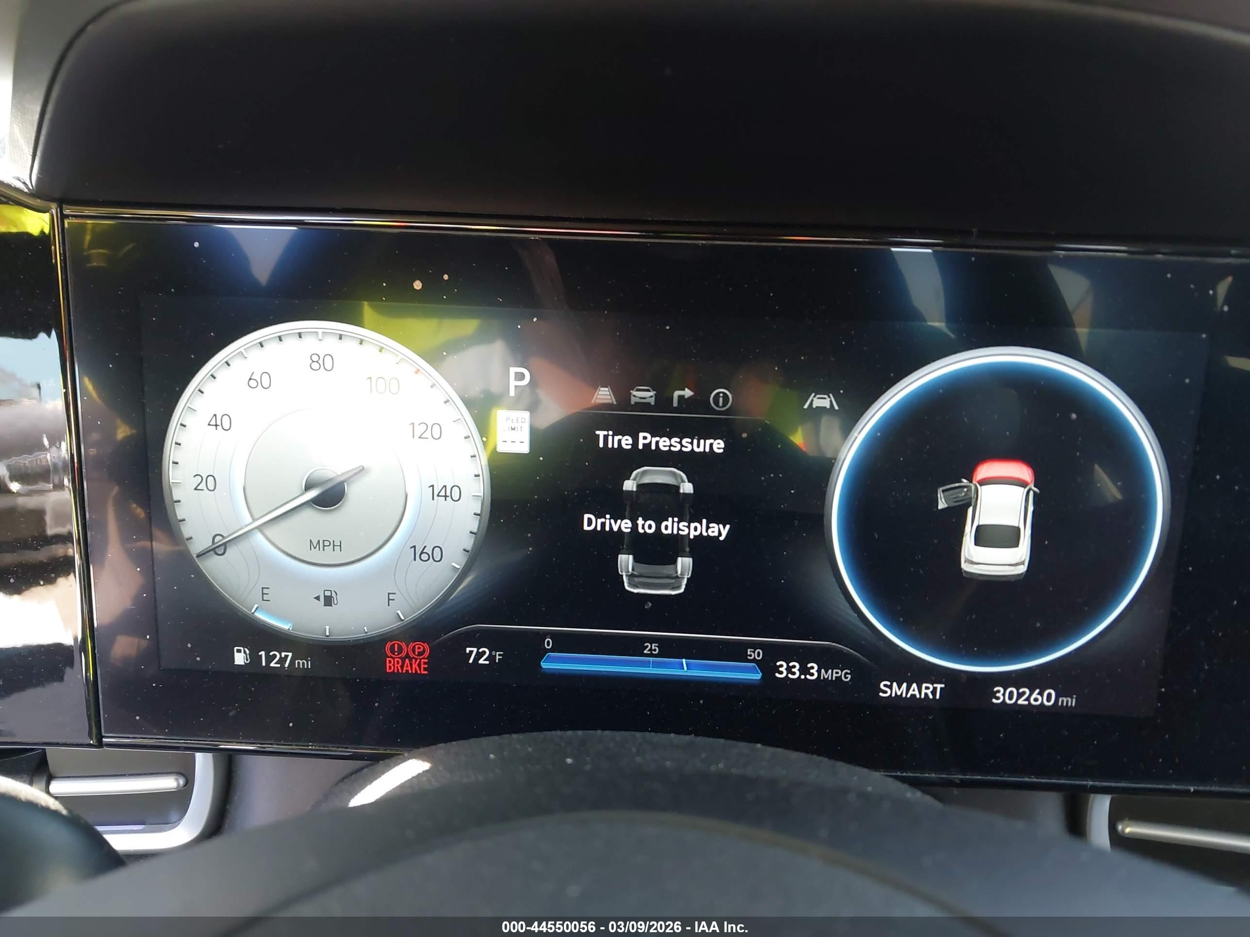 HYUNDAI ELANTRA image 7
