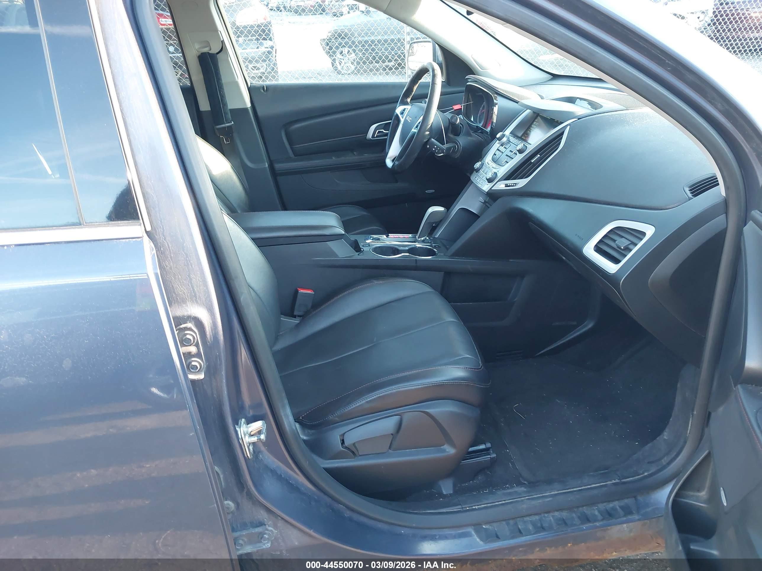 GMC TERRAIN image 5