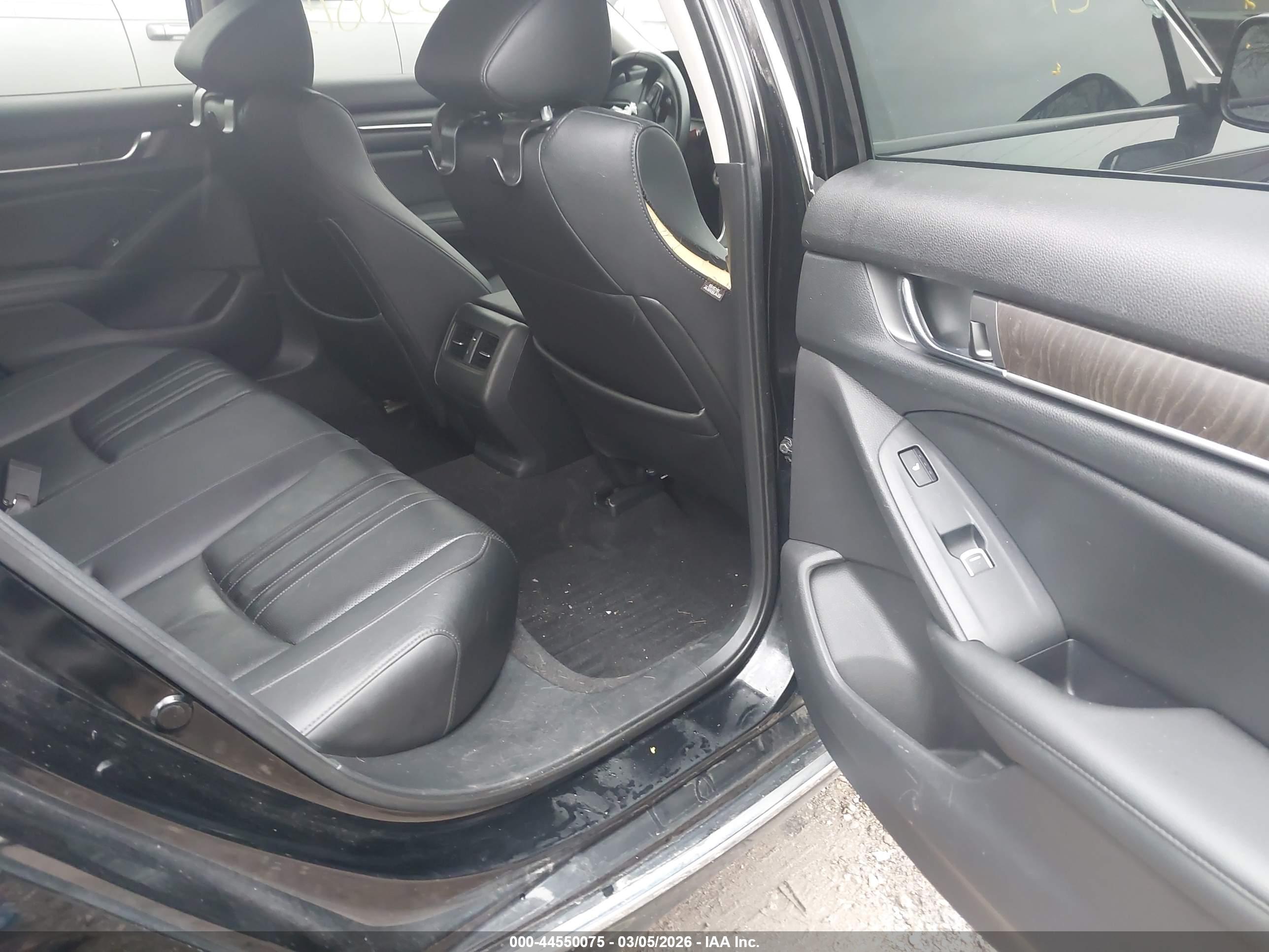 HONDA ACCORD image 8
