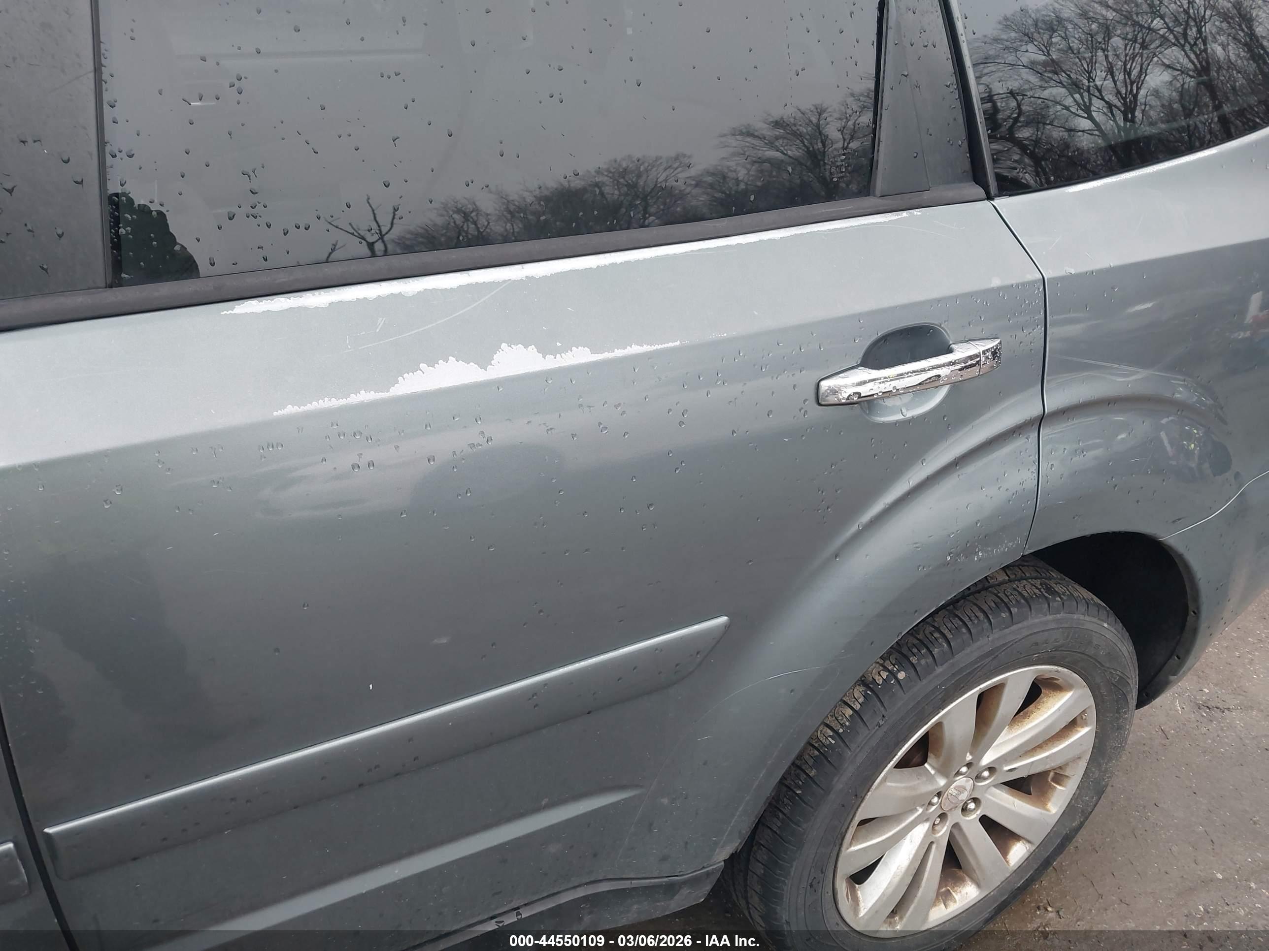 SUBARU FORESTER image 6