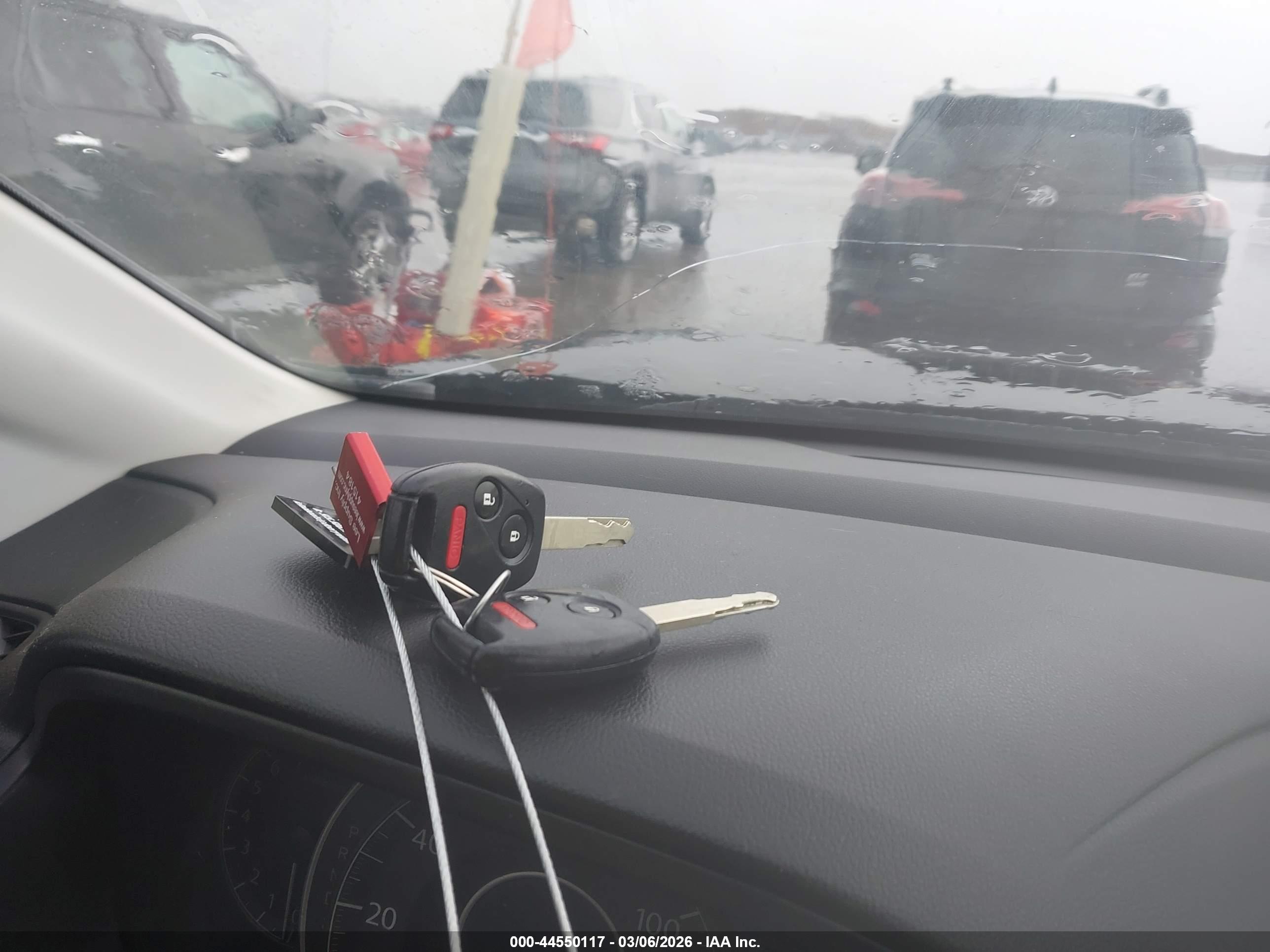 HONDA CR-V image 11