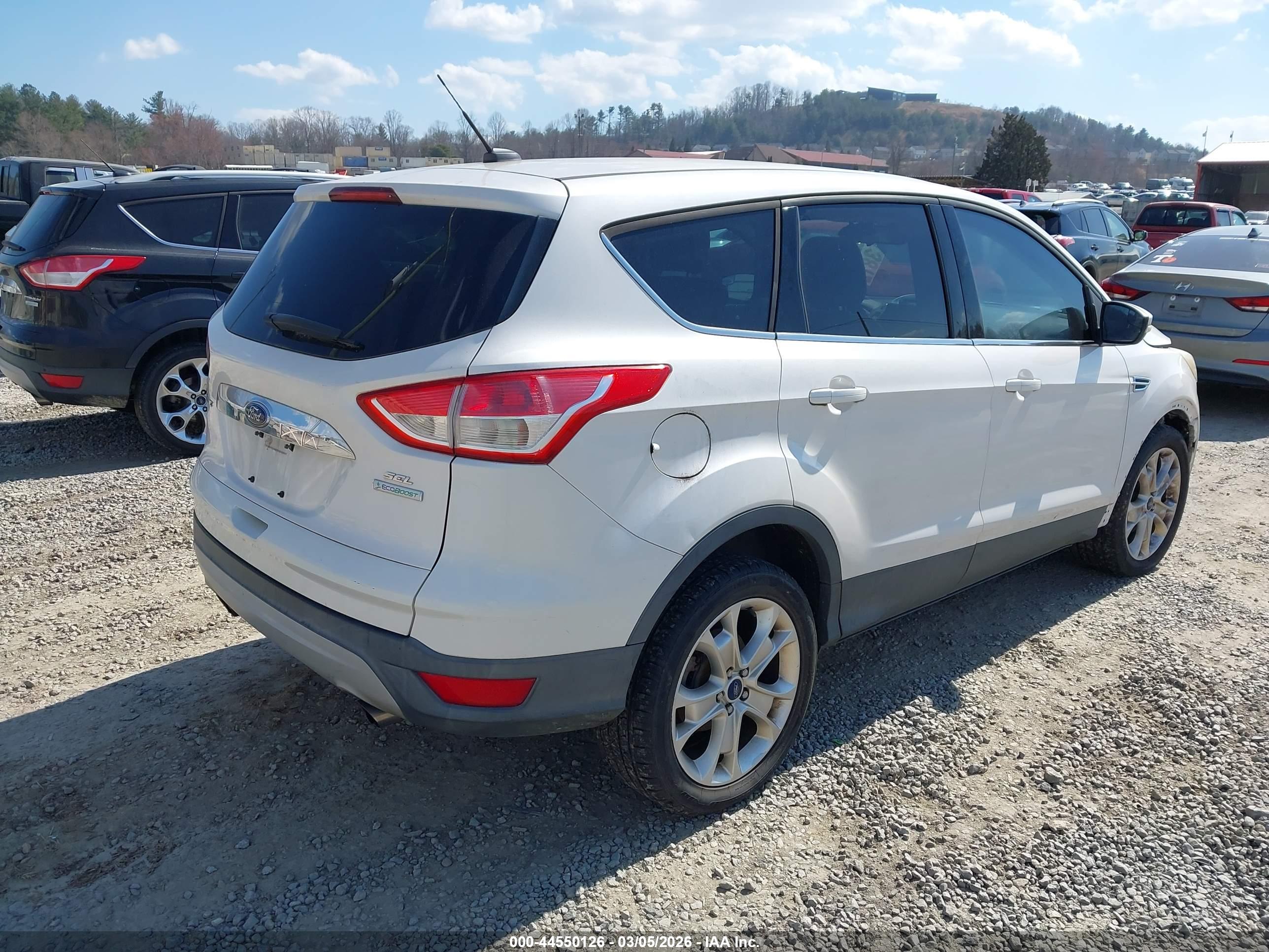 FORD ESCAPE image 4