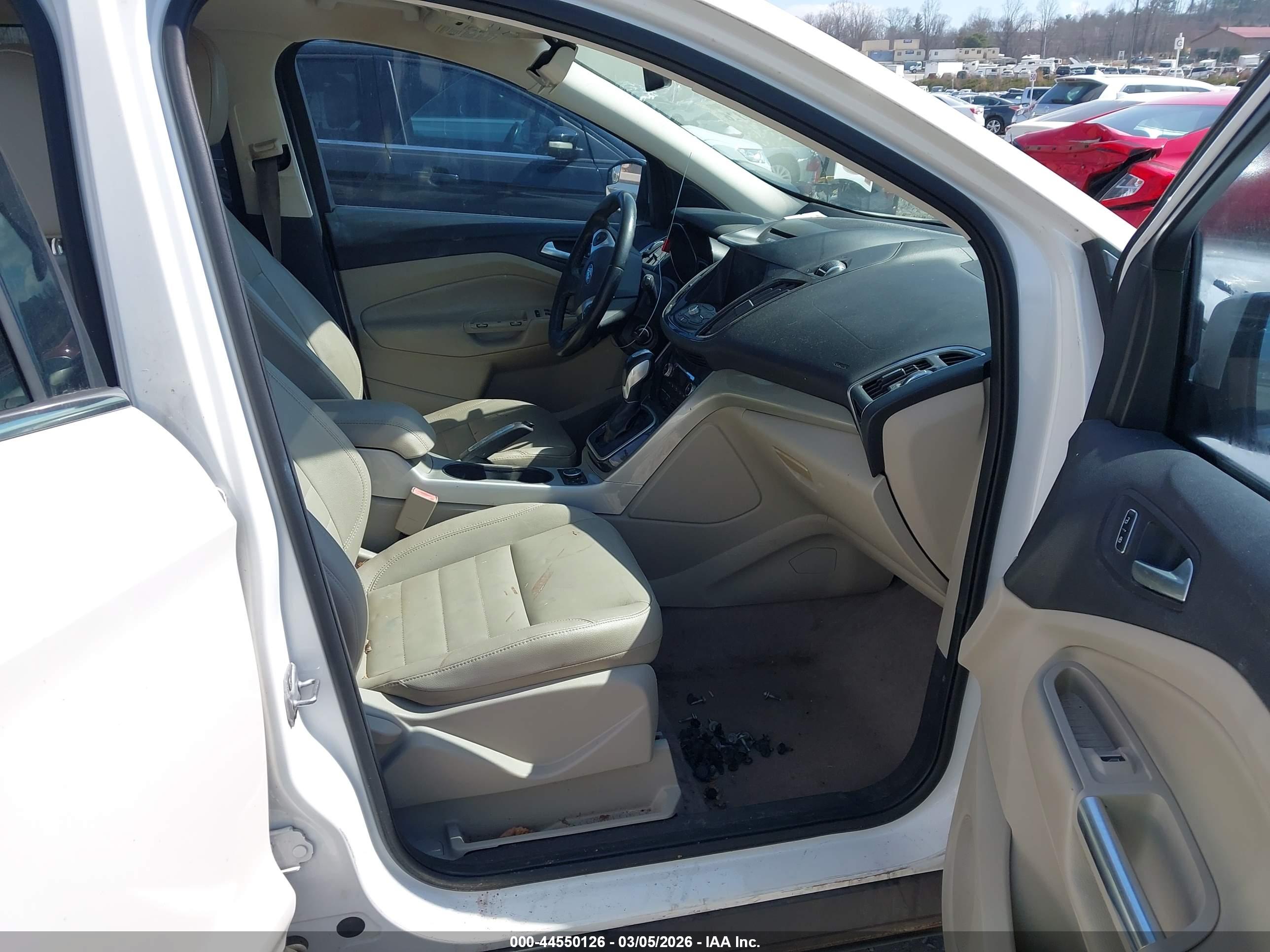 FORD ESCAPE image 5