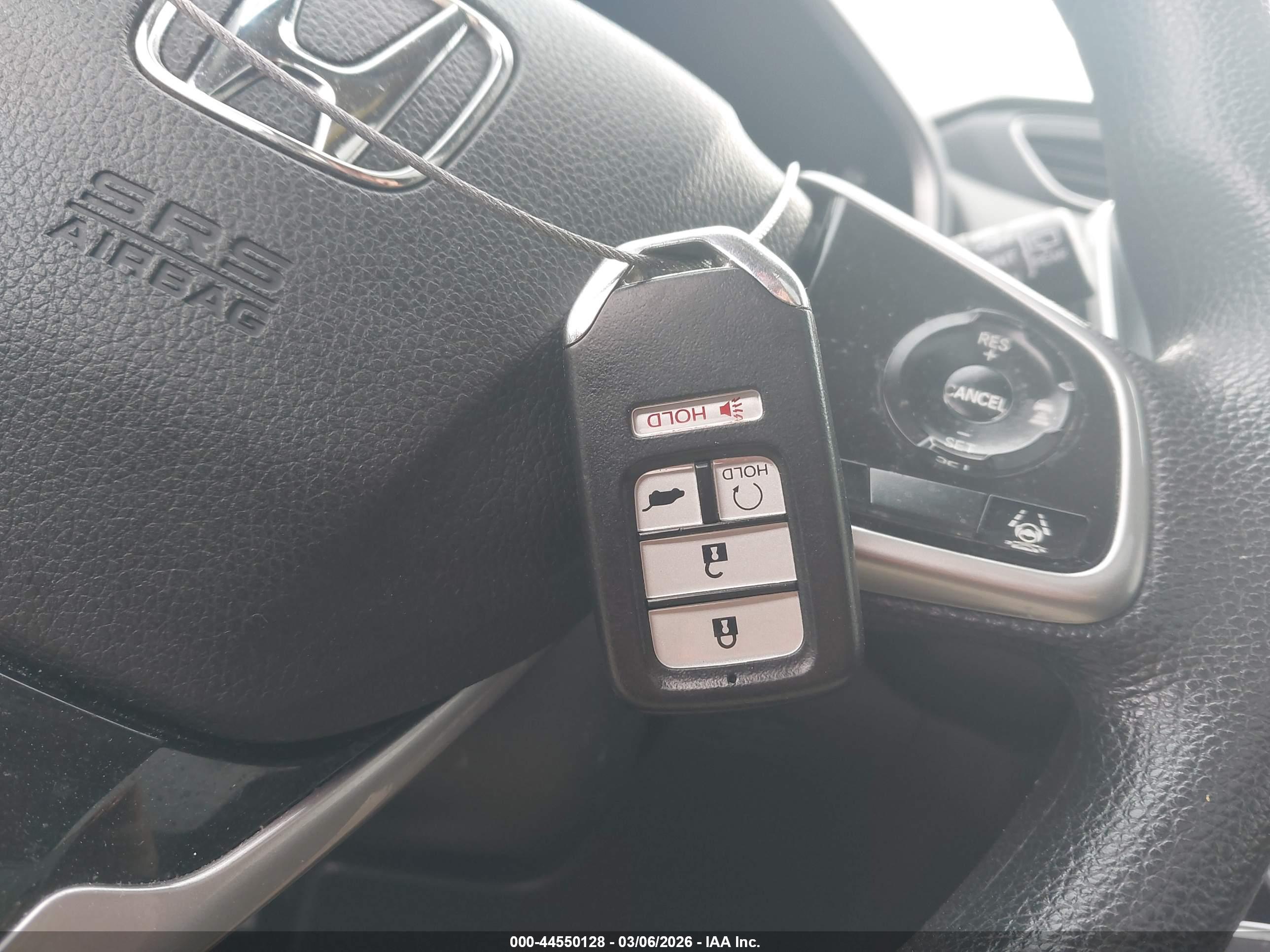 HONDA CR-V image 11