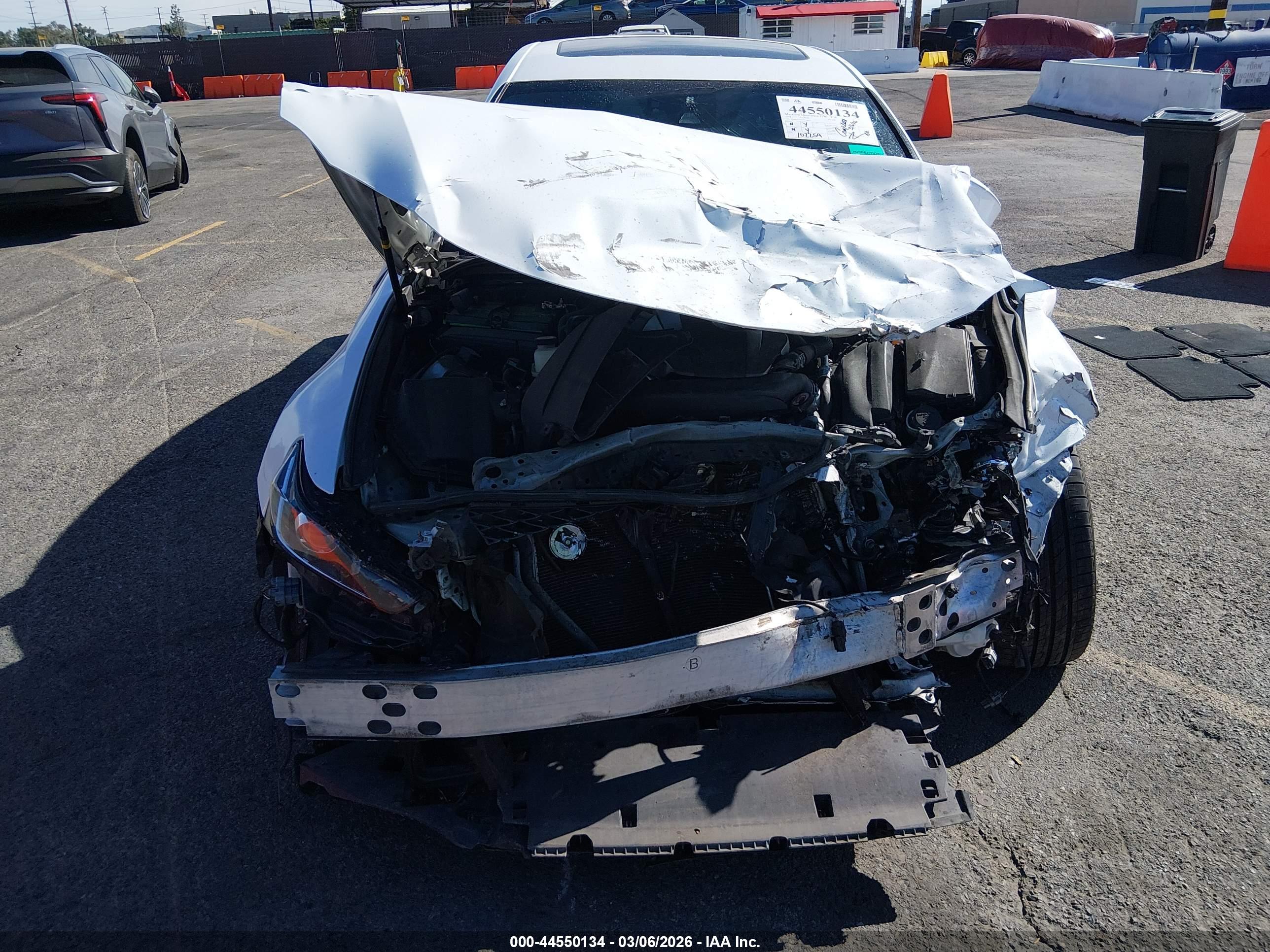 LEXUS IS image 6