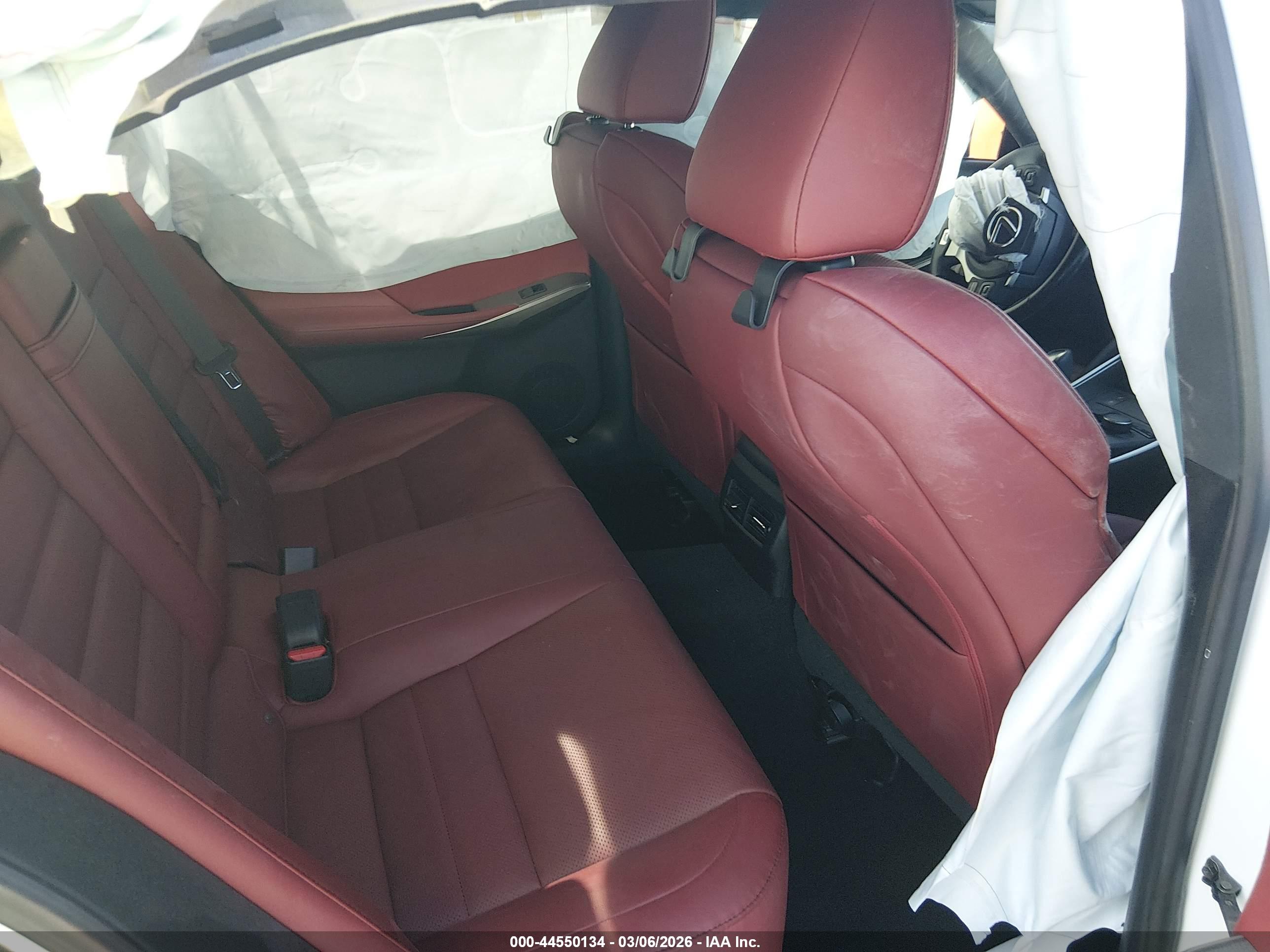 LEXUS IS image 8