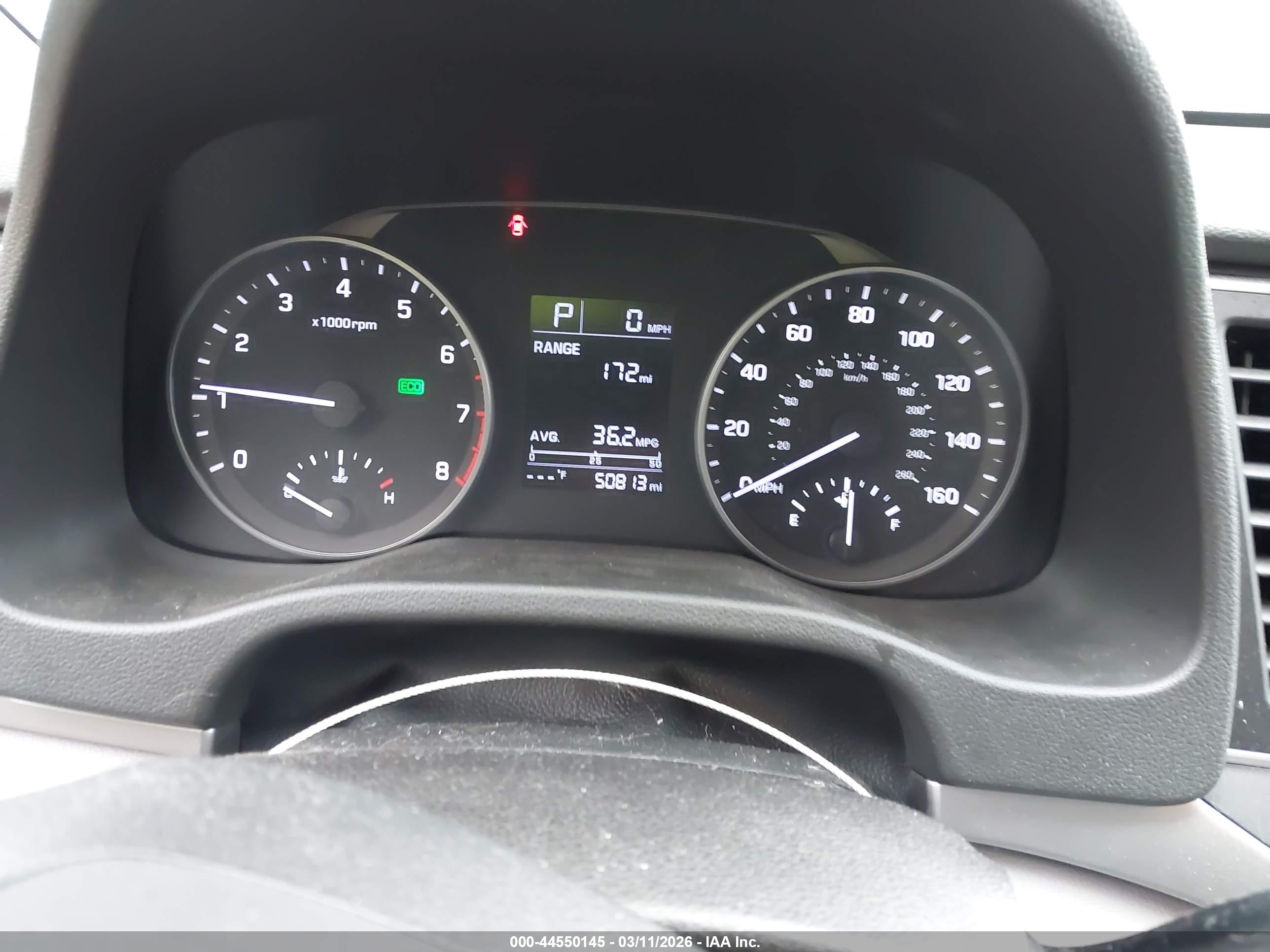 HYUNDAI ELANTRA image 7
