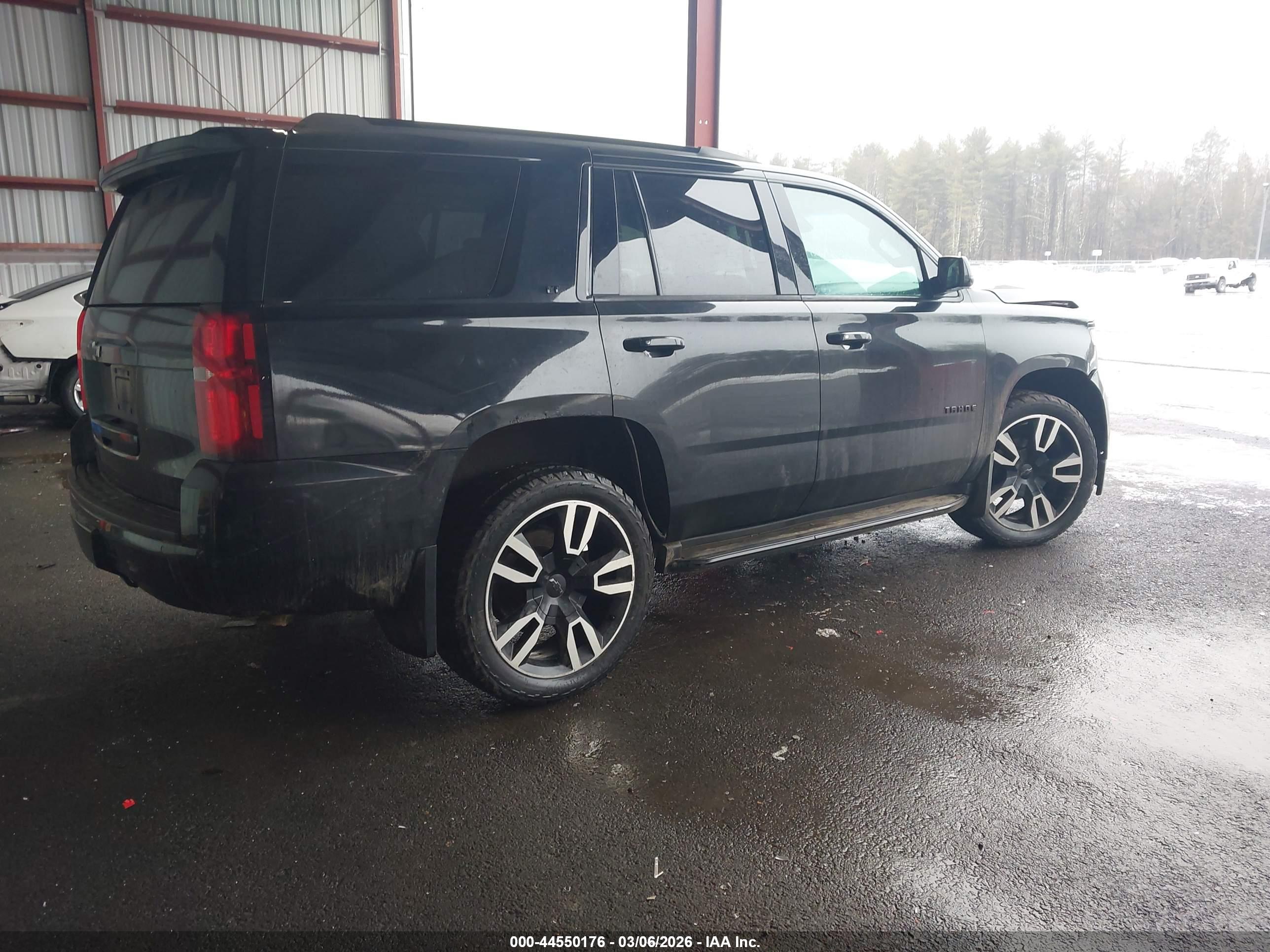 CHEVROLET TAHOE image 4