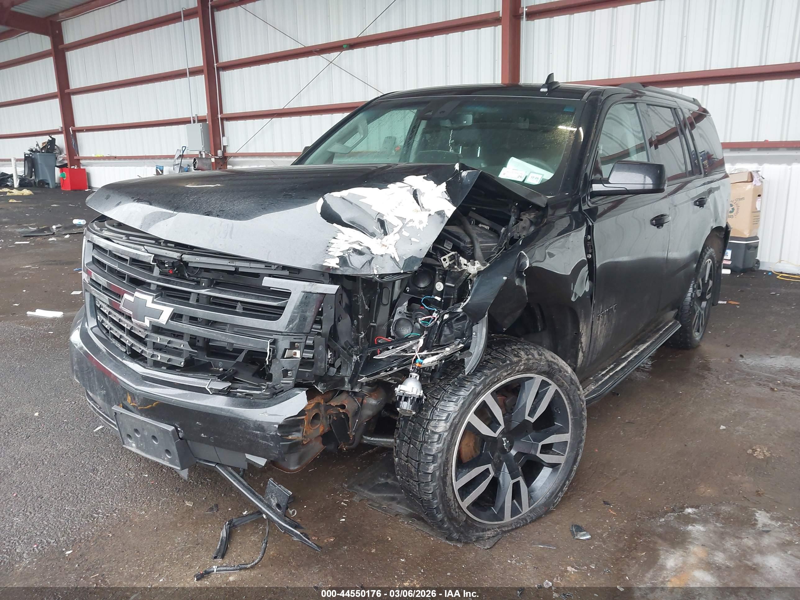 CHEVROLET TAHOE image 6
