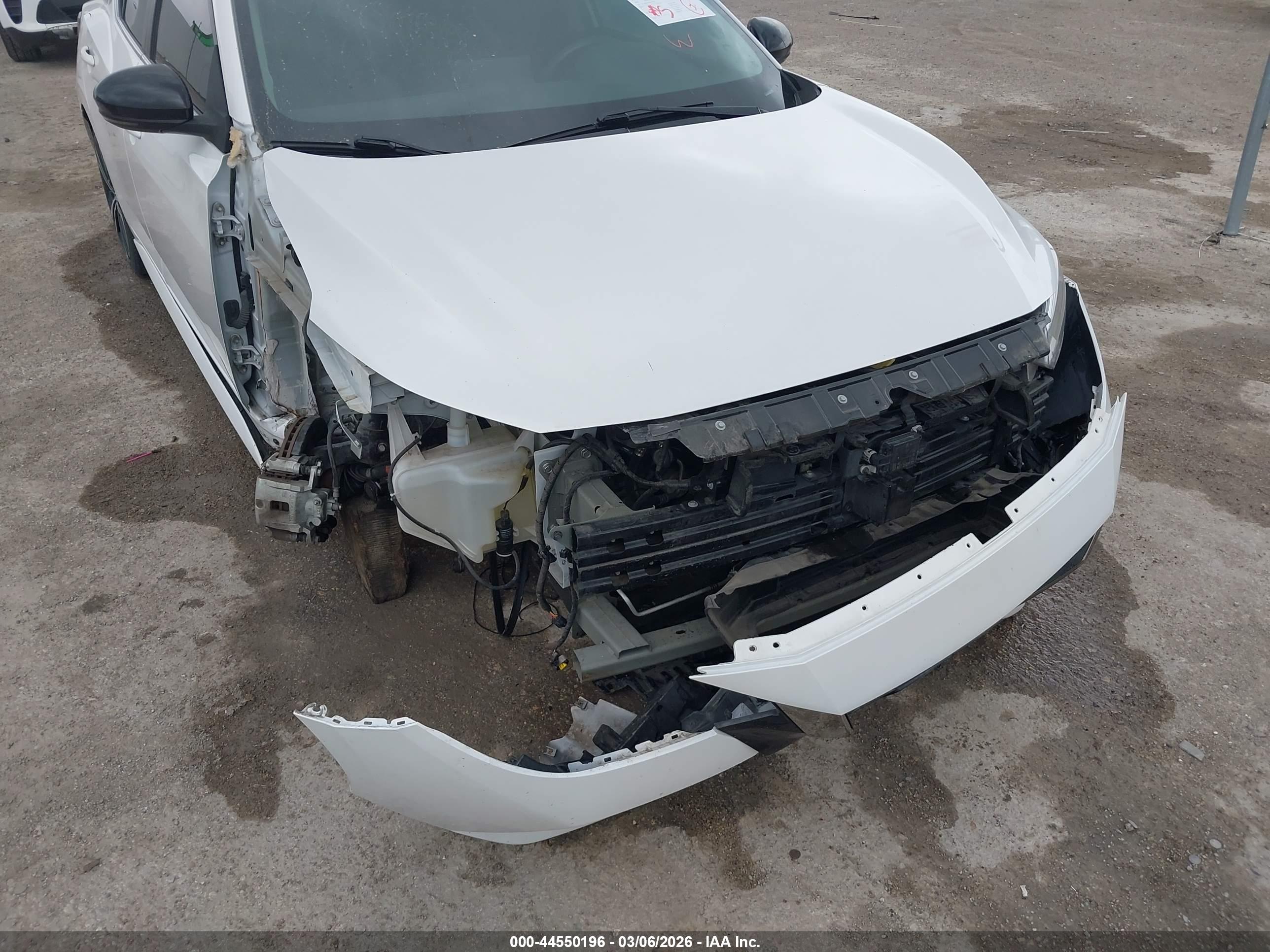 NISSAN SENTRA image 6