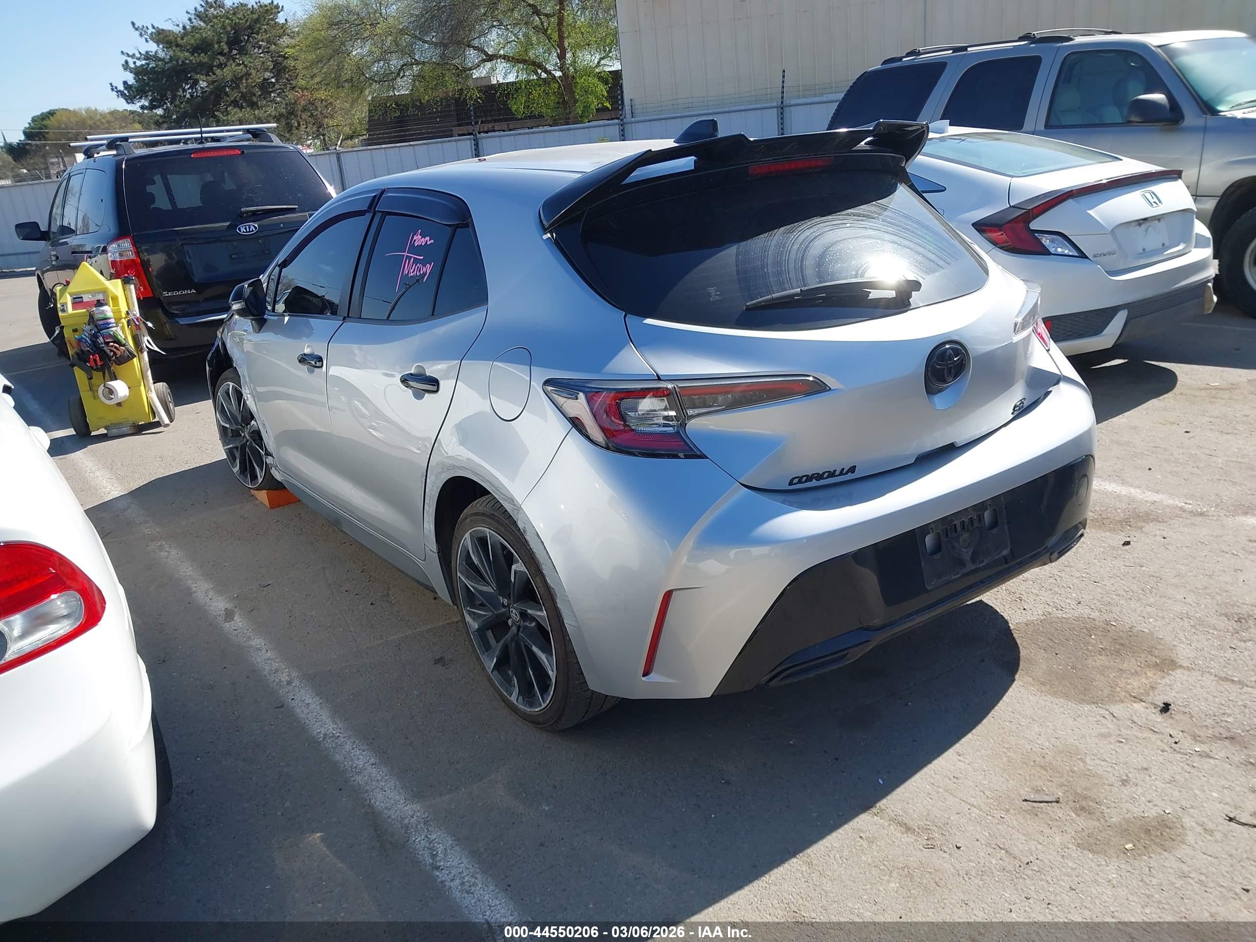TOYOTA COROLLA image 3
