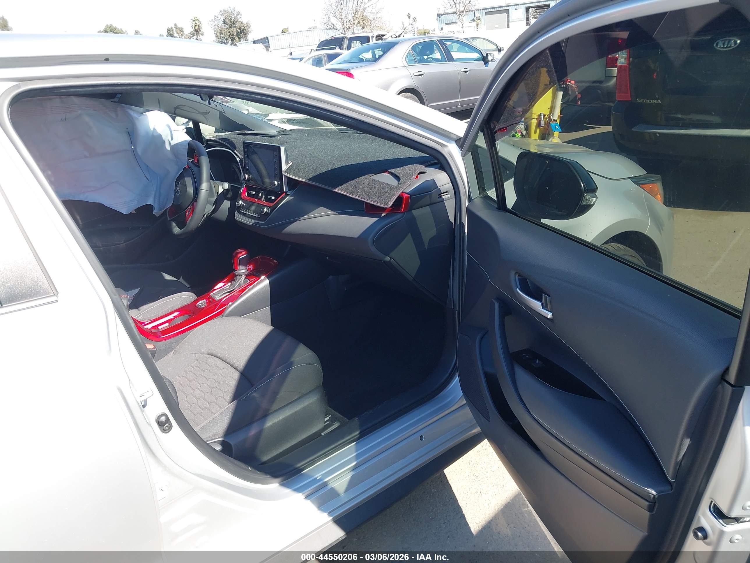 TOYOTA COROLLA image 5