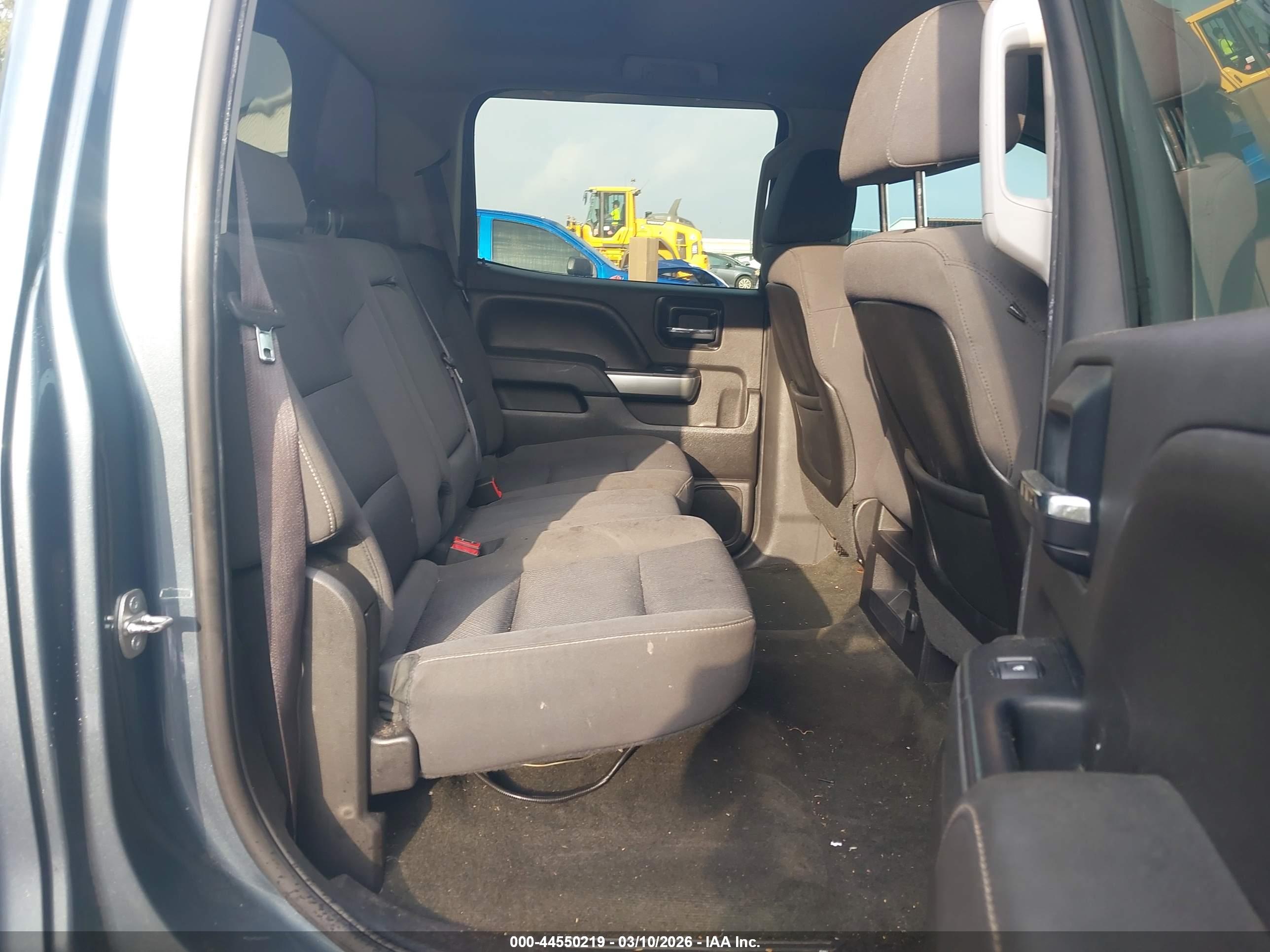 CHEVROLET SILVERADO image 8