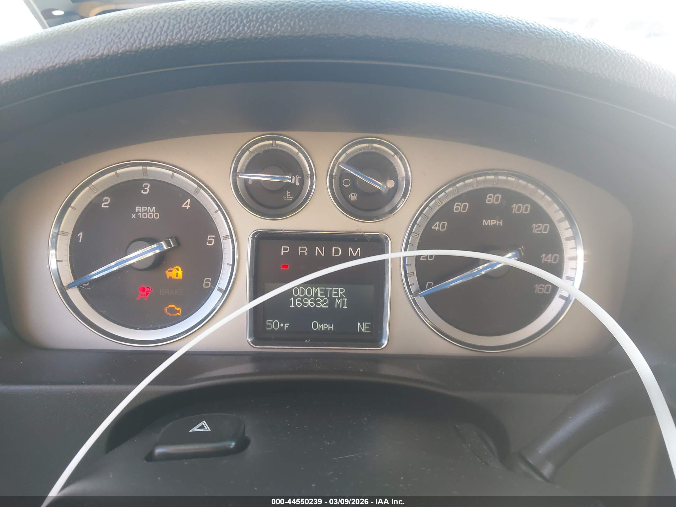 CADILLAC ESCALADE image 7