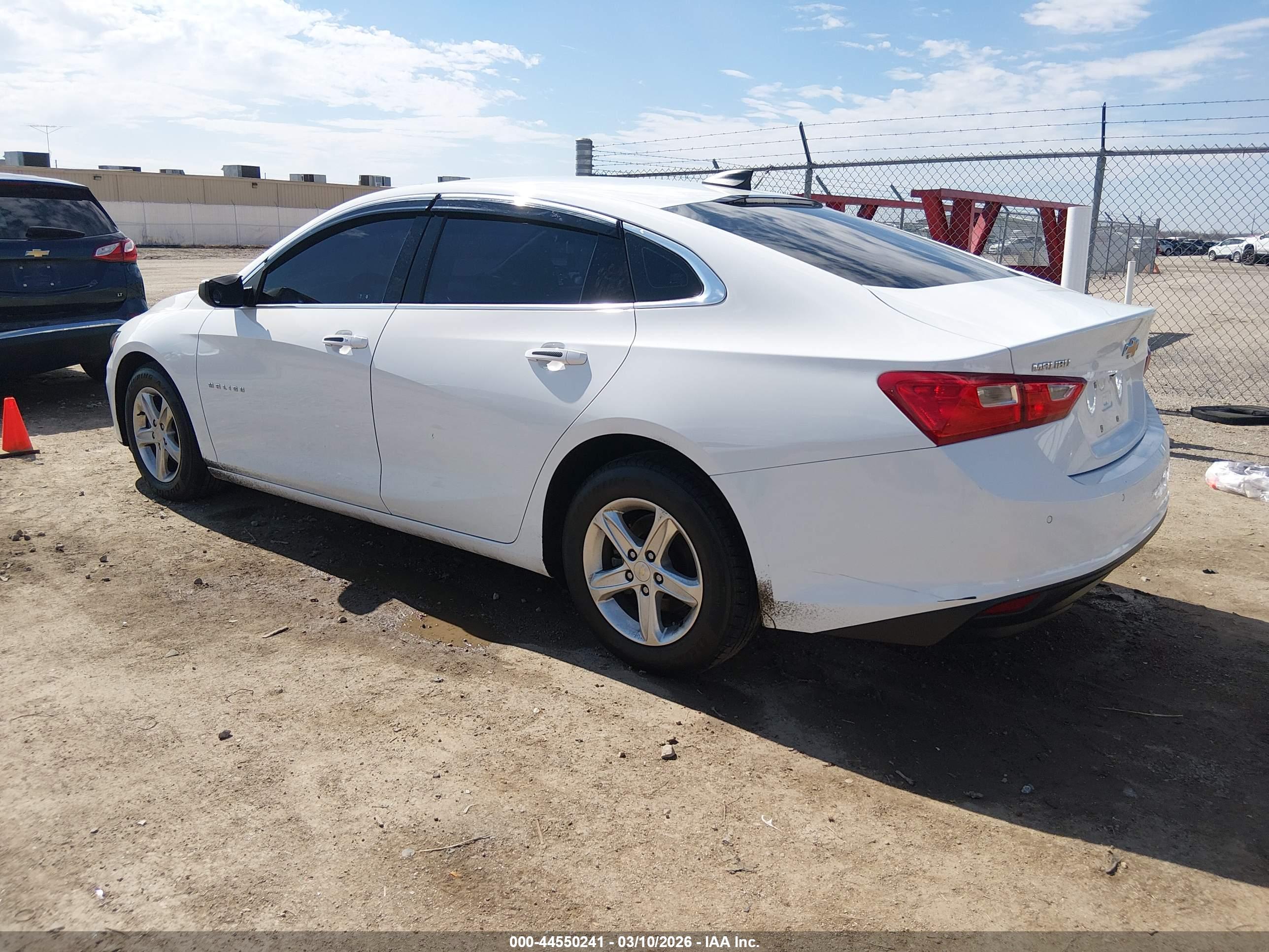 CHEVROLET MALIBU image 3