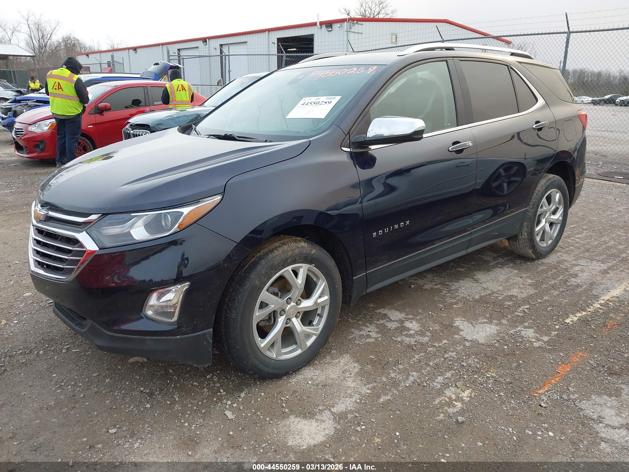 CHEVROLET EQUINOX image 2