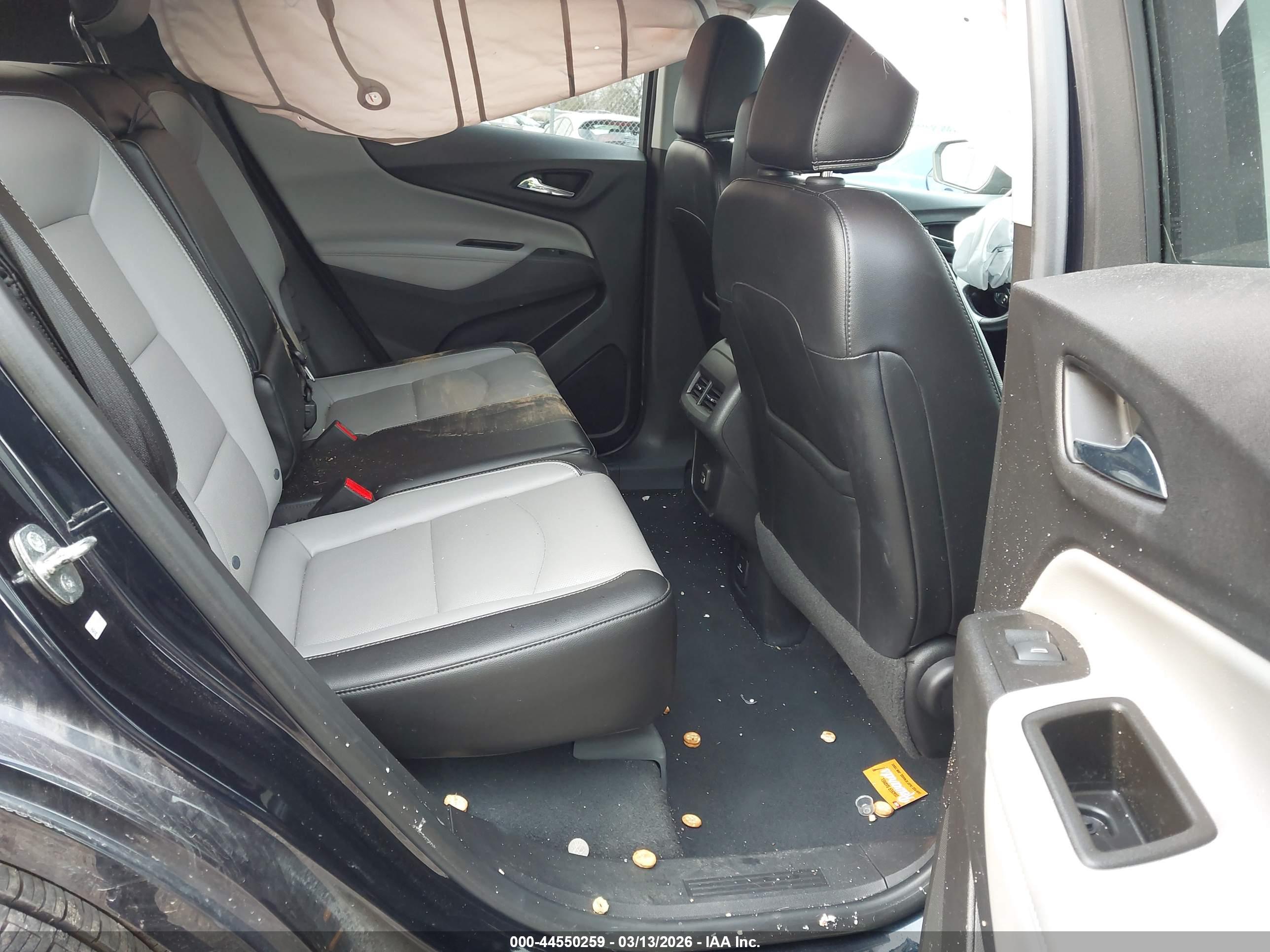 CHEVROLET EQUINOX image 8