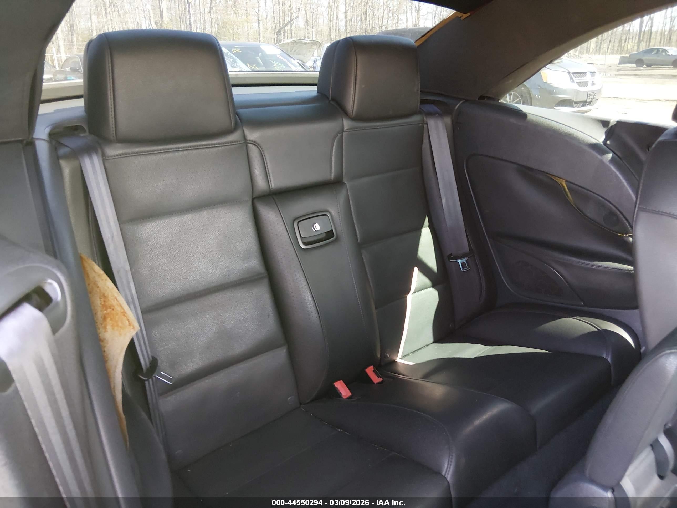 VOLKSWAGEN EOS image 8