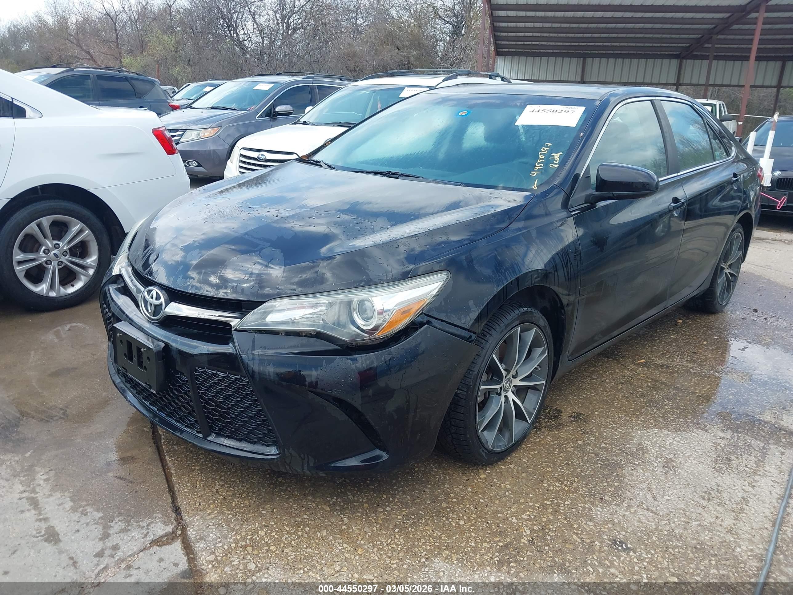 TOYOTA CAMRY image 2