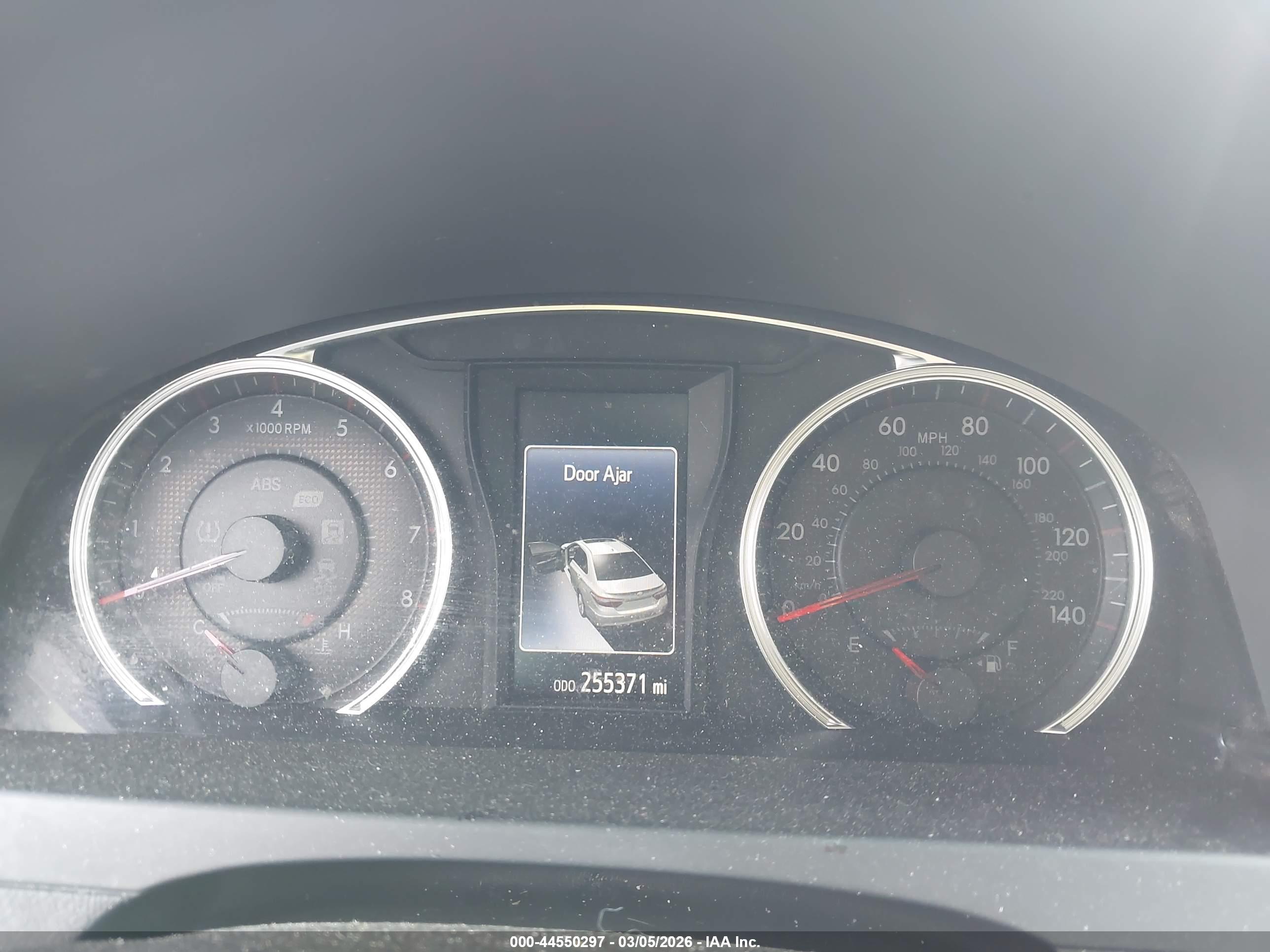 TOYOTA CAMRY image 7