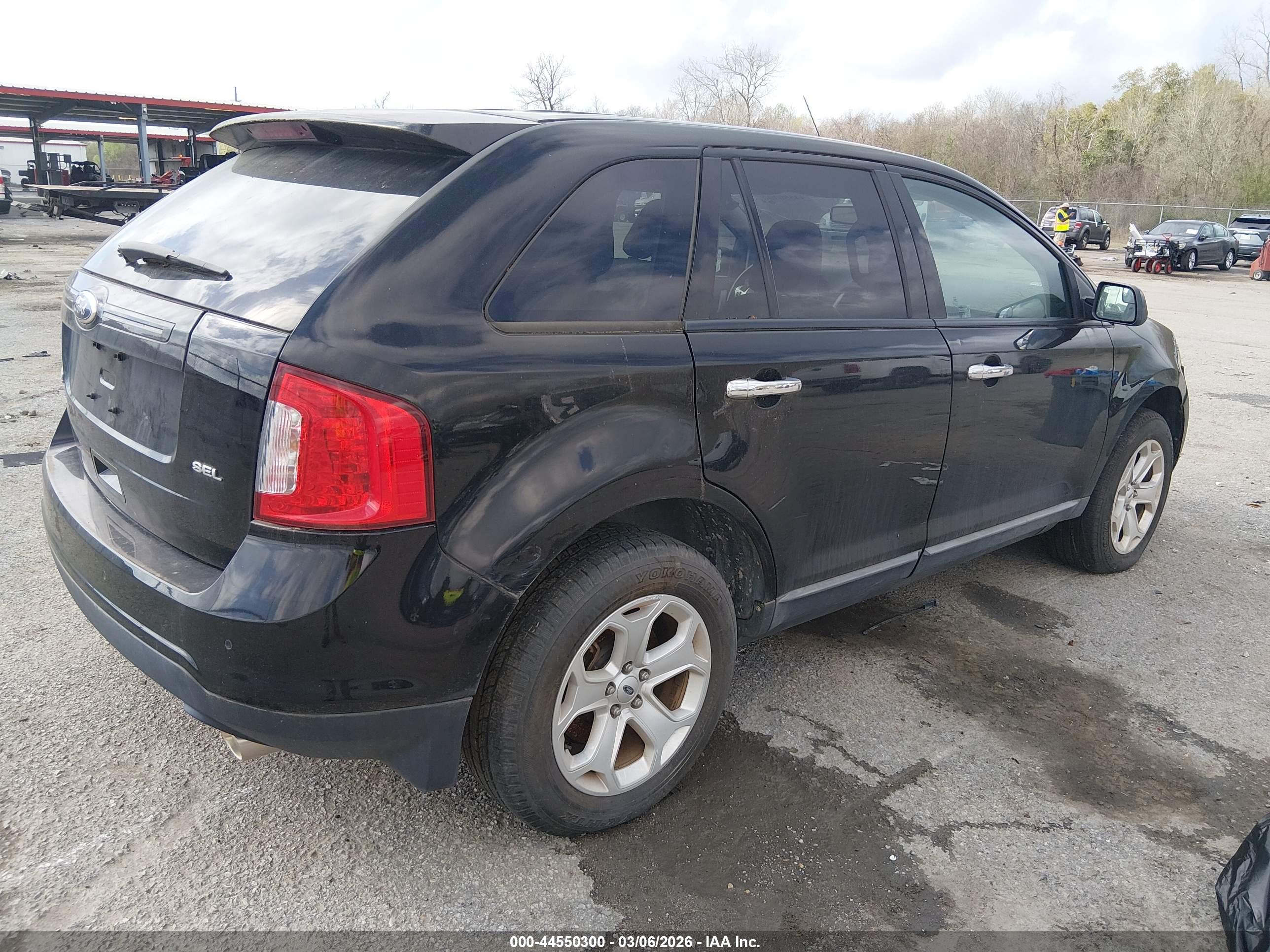 FORD EDGE image 4
