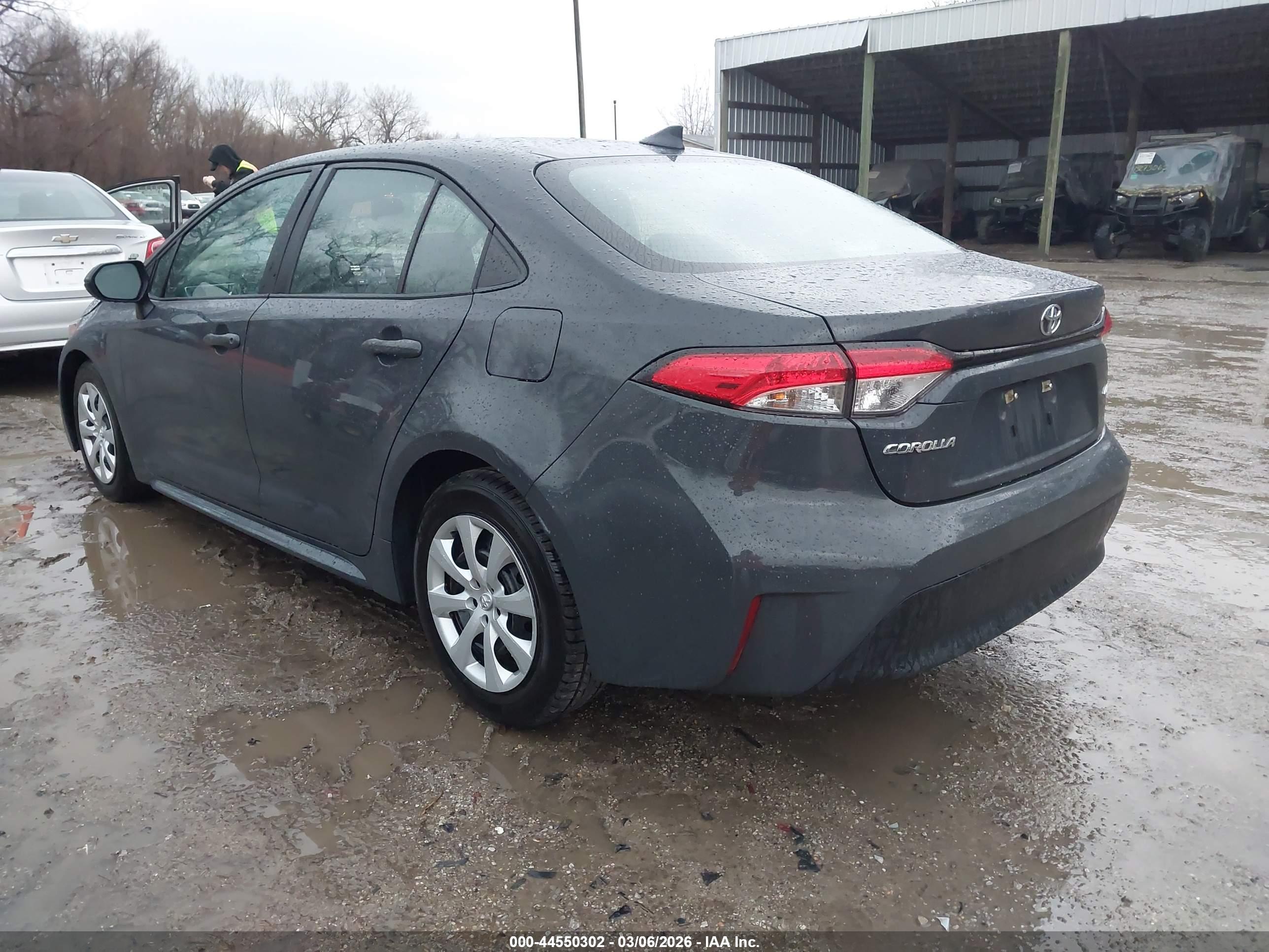 TOYOTA COROLLA image 3
