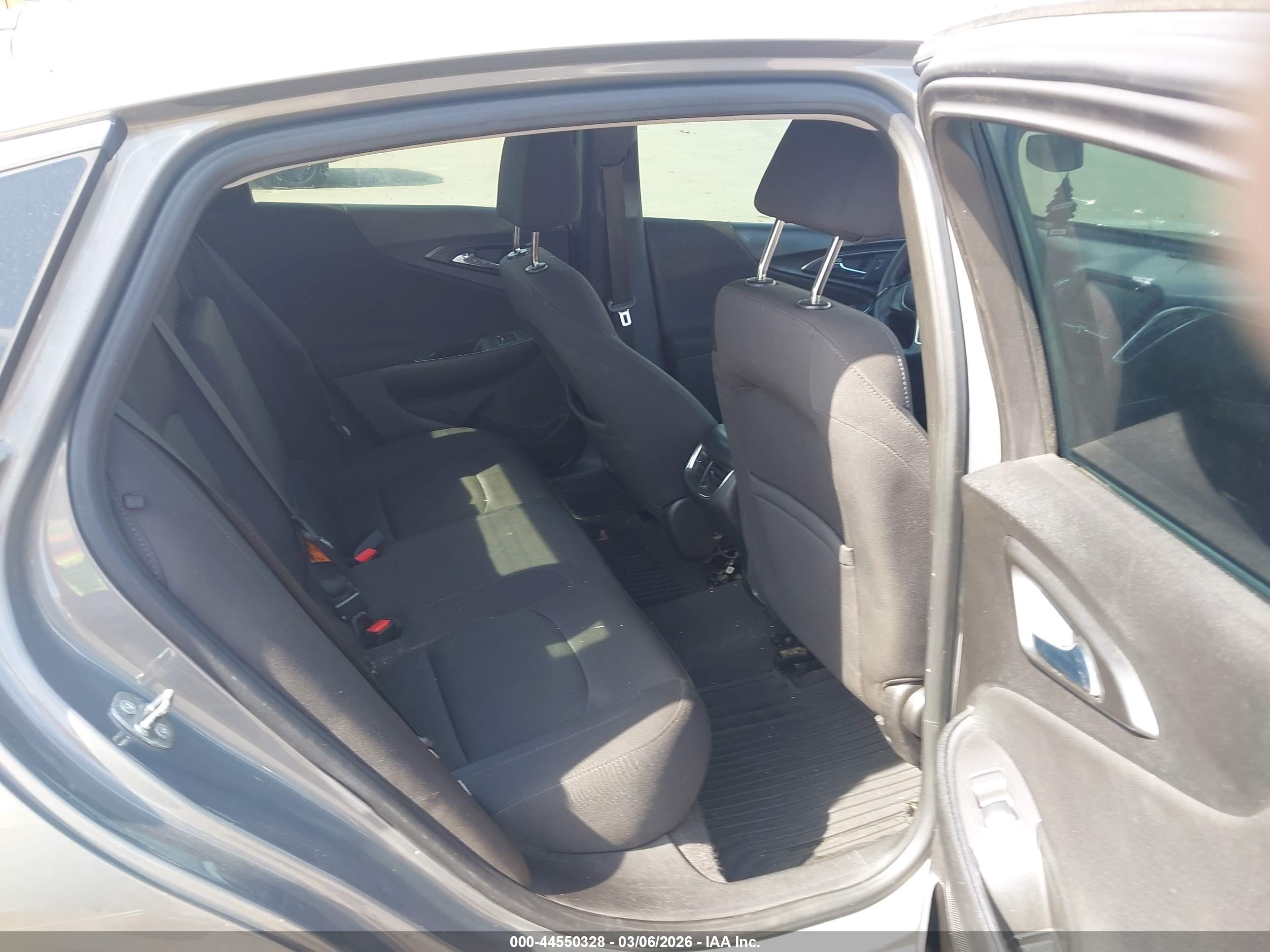 CHEVROLET MALIBU image 8