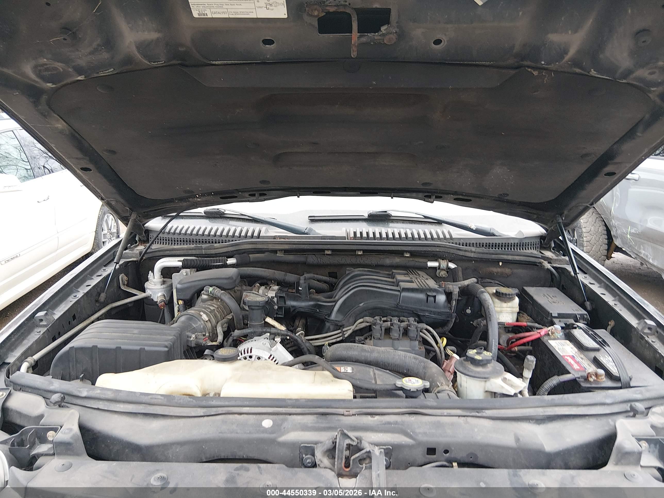 FORD EXPLORER image 10
