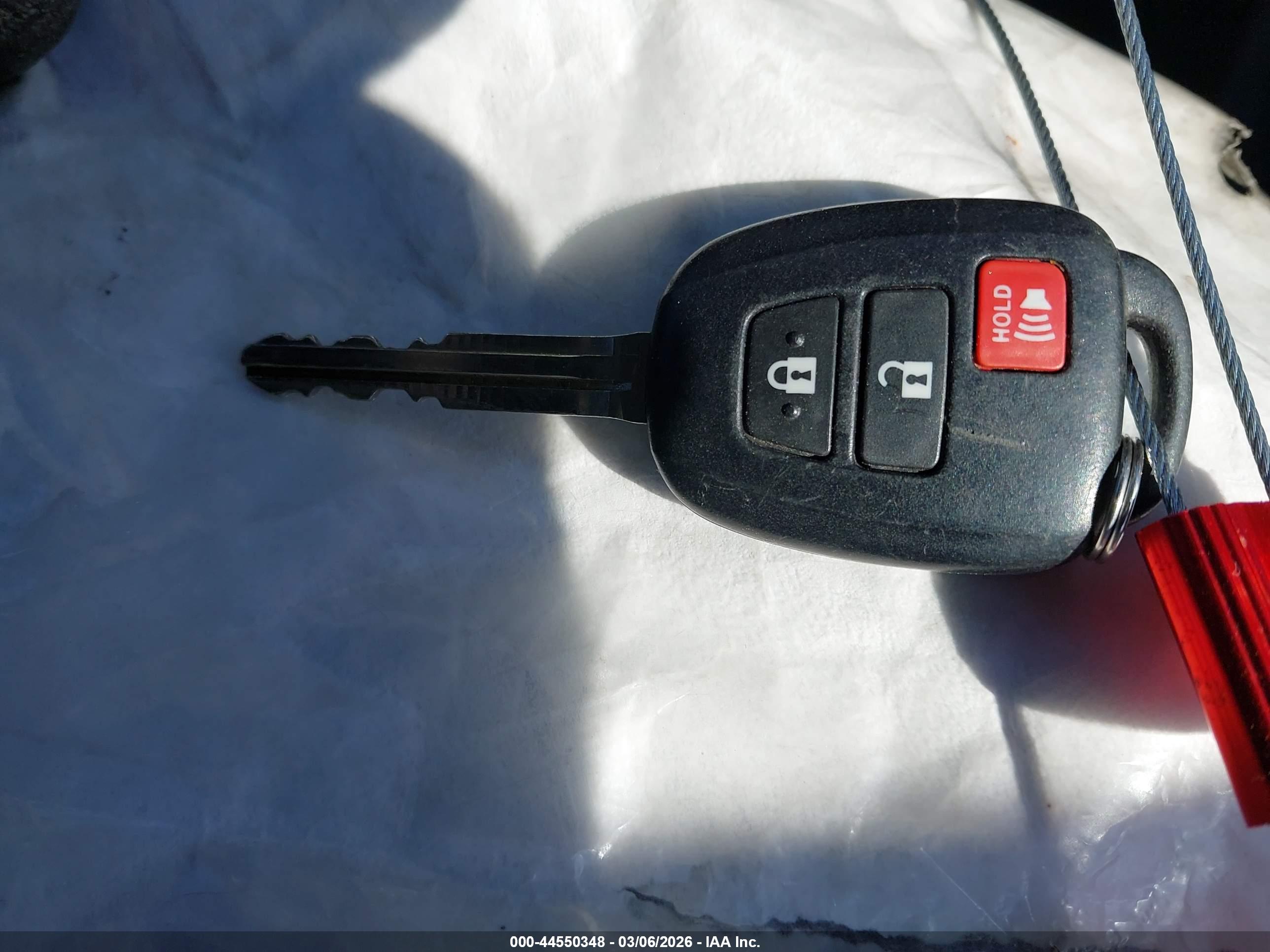 TOYOTA RAV4 image 11