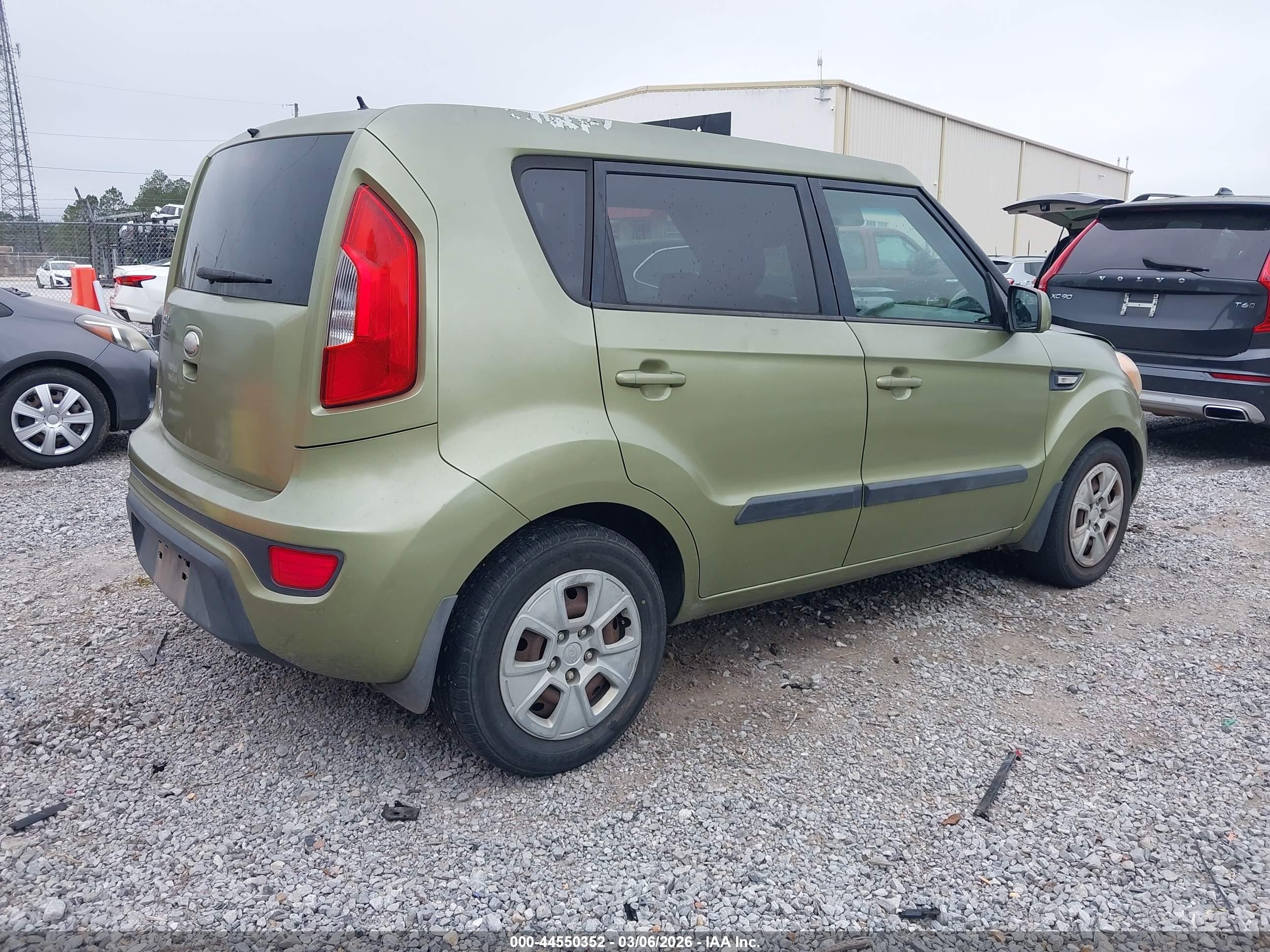 KIA SOUL image 4