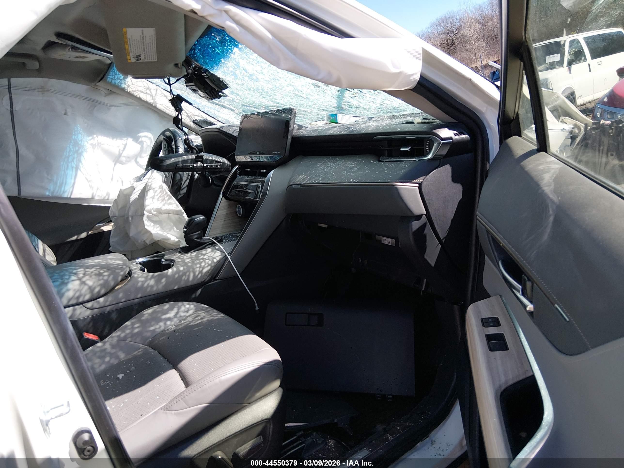 TOYOTA VENZA image 5