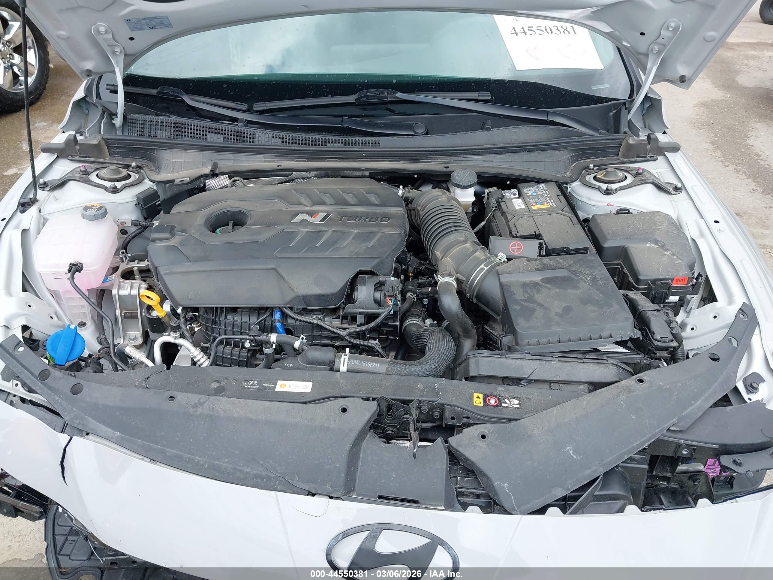 HYUNDAI ELANTRA image 10