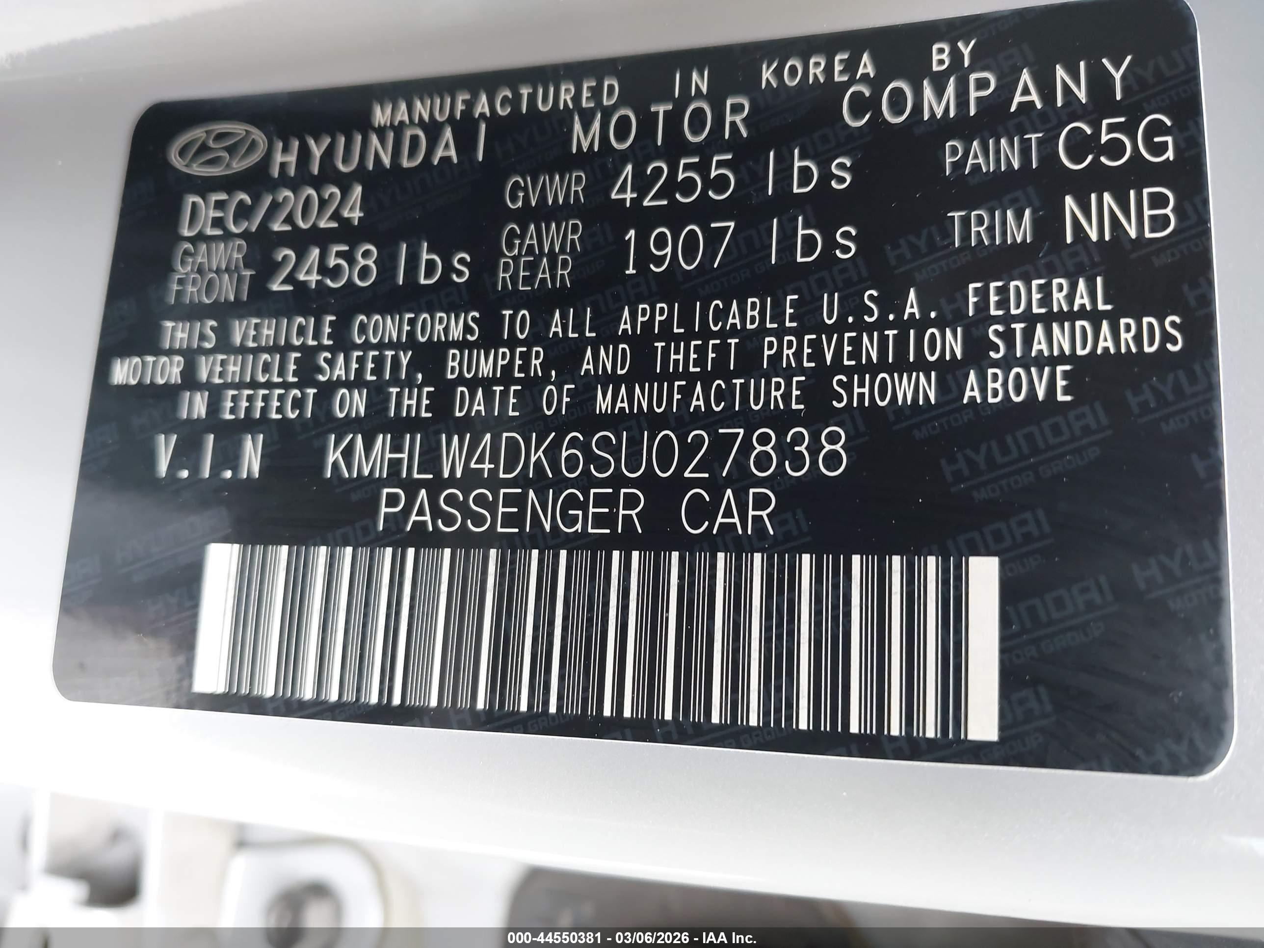 HYUNDAI ELANTRA image 9